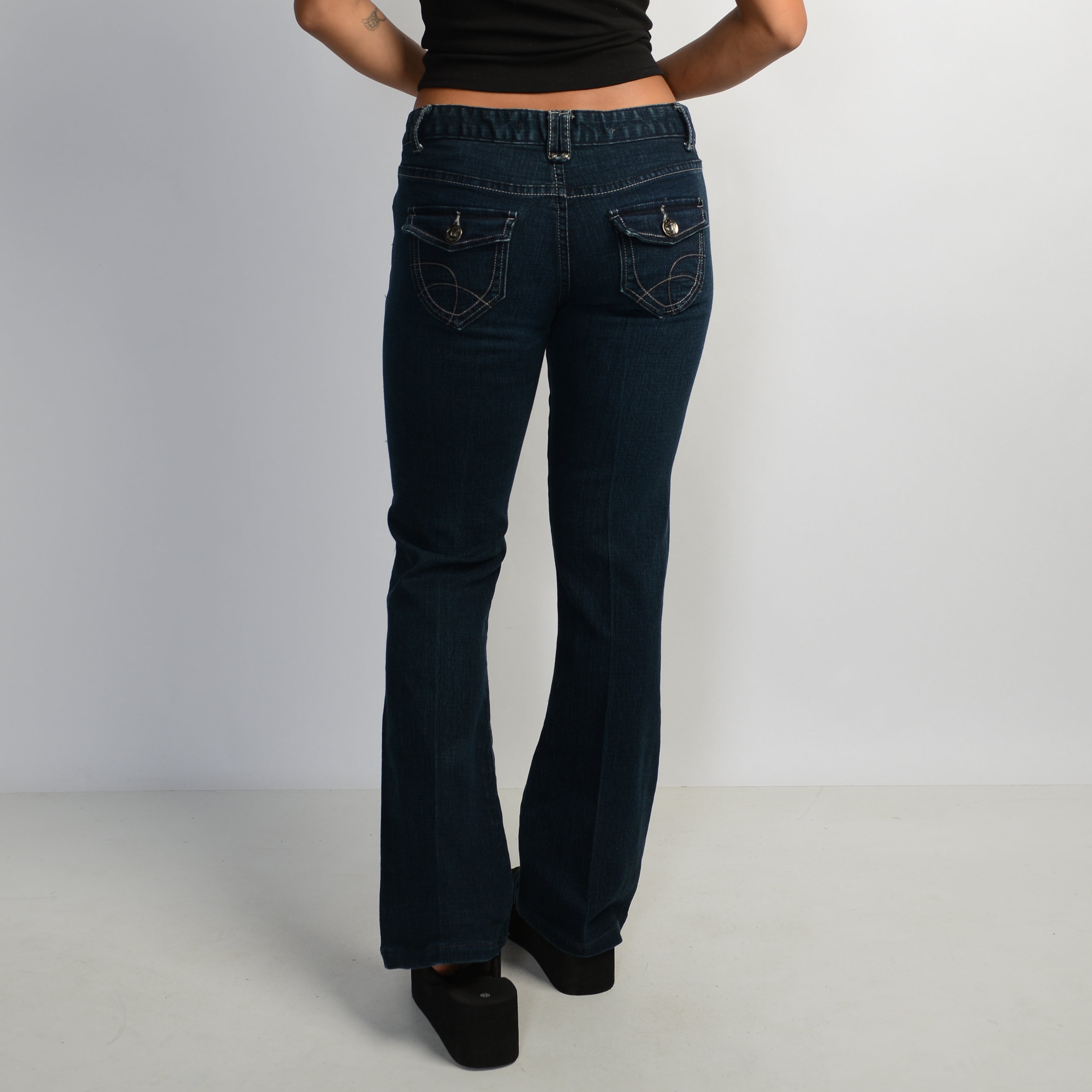 DARK WASH BOOTCUT JEANS