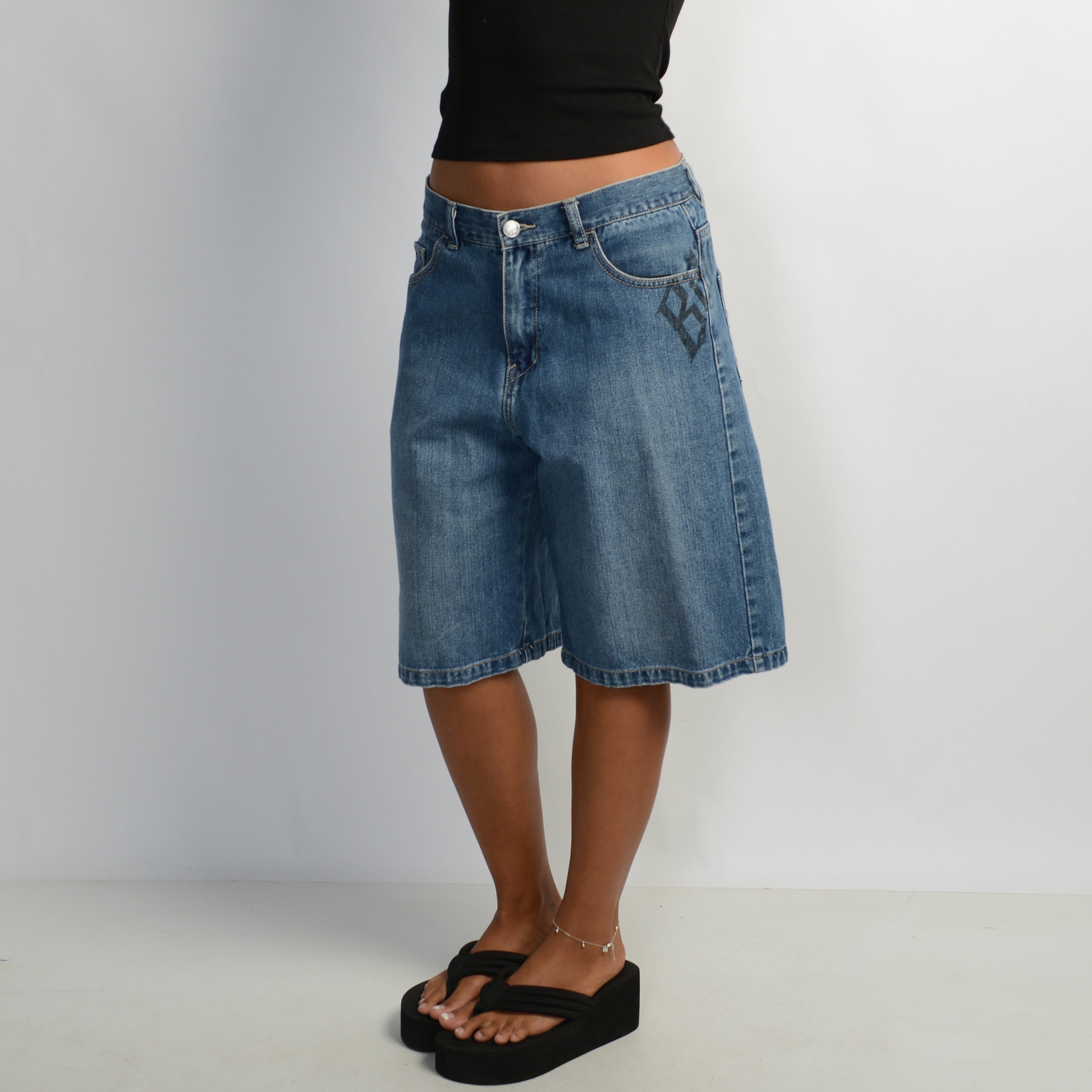 MID WASH BAGGY JORTS