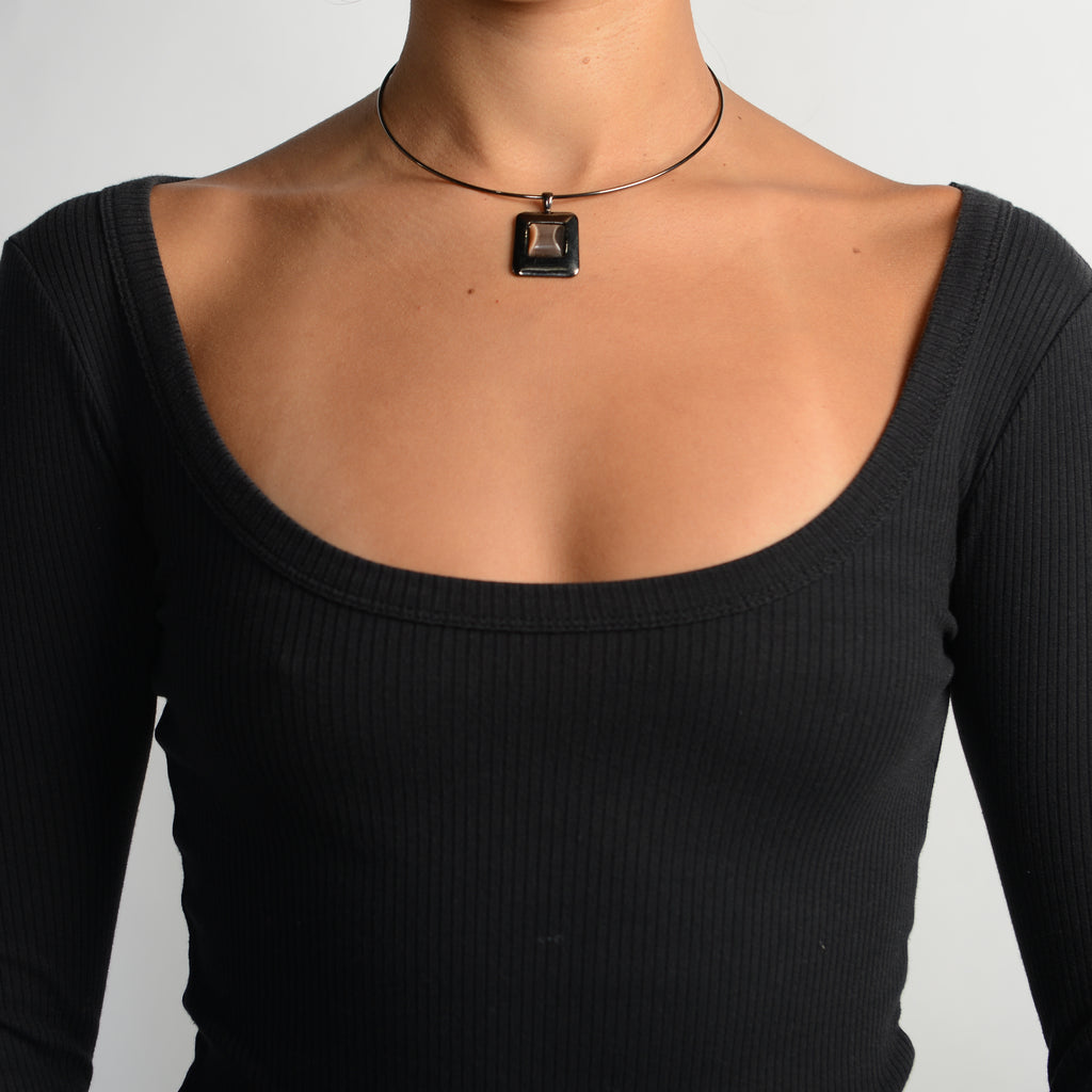SQUARE PENDANT NECKLACE