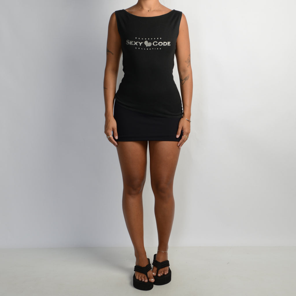 BLACK BOAT NECK TANK