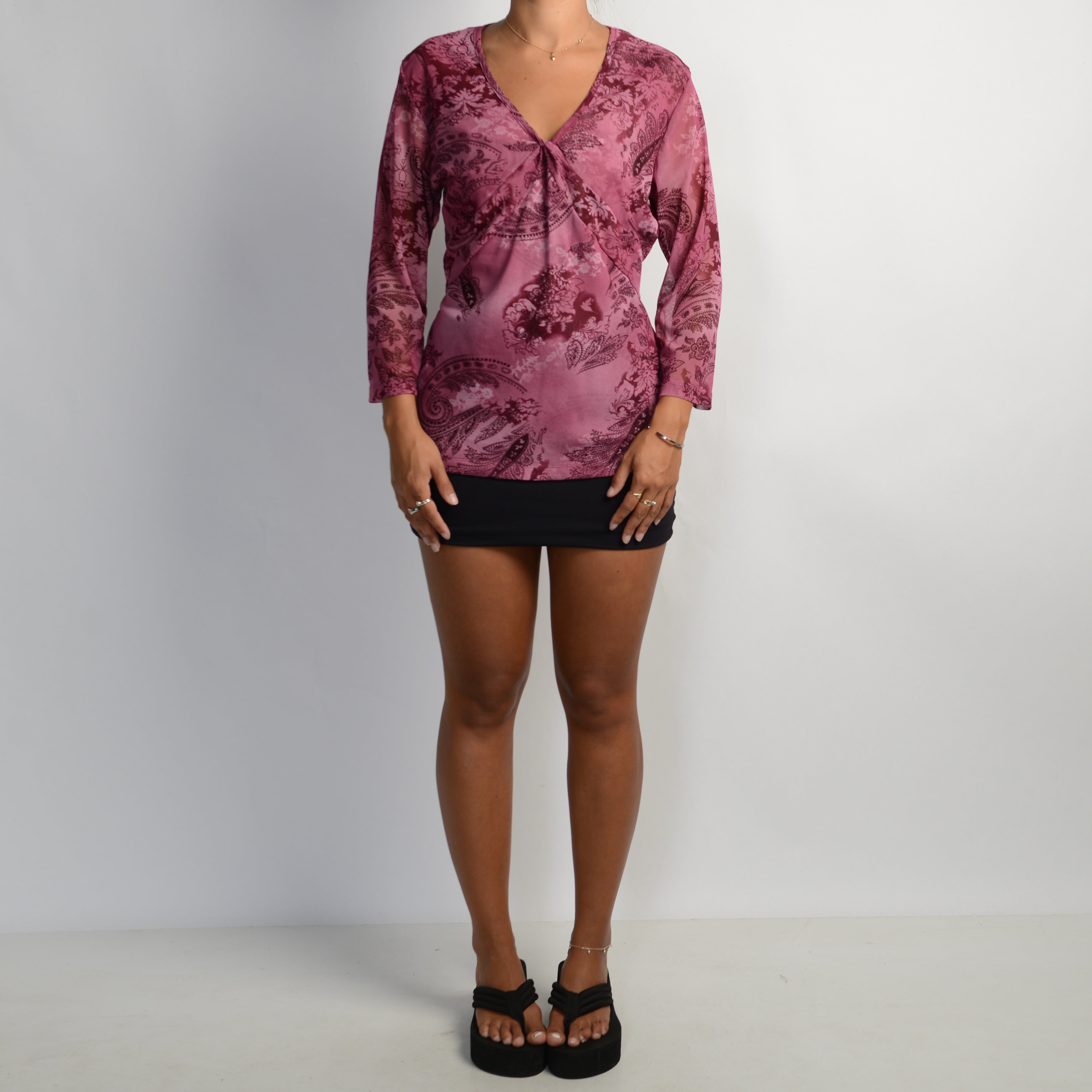 FUSCHIA PAISLEY MESH TOP