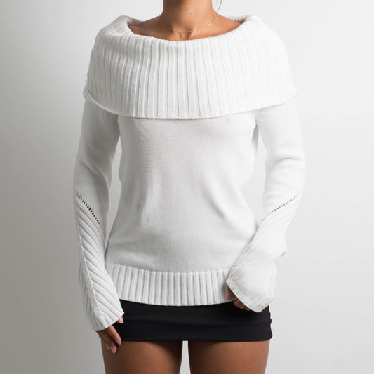 WHITE KNIT FOLD OVER SWEATER