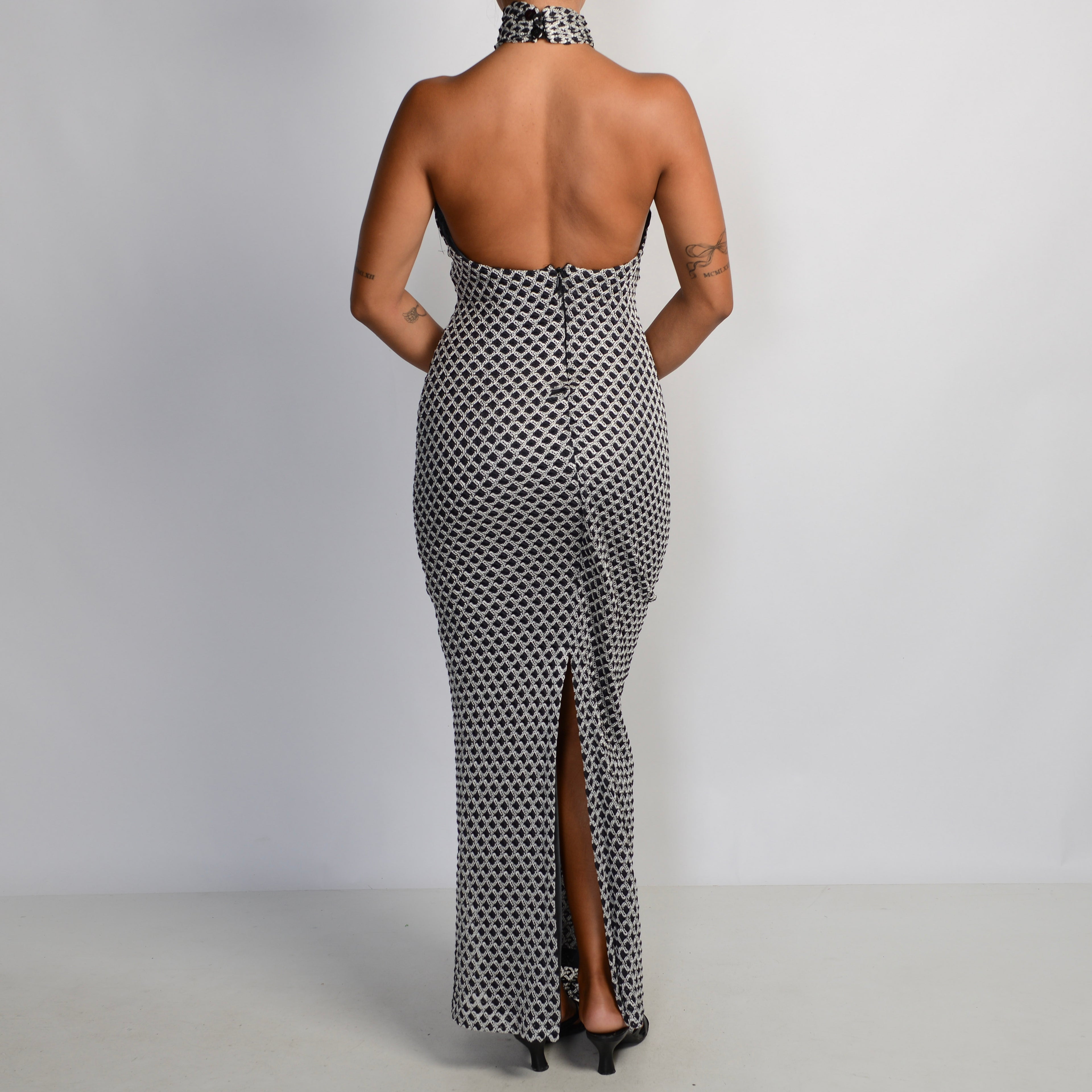 B&W TEXTURED GOWN