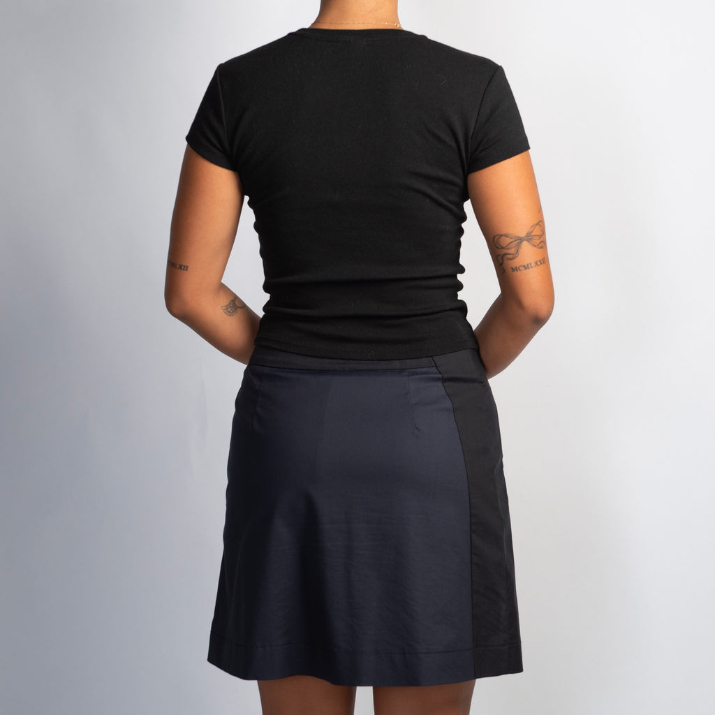 NAVY POCKET SKIRT
