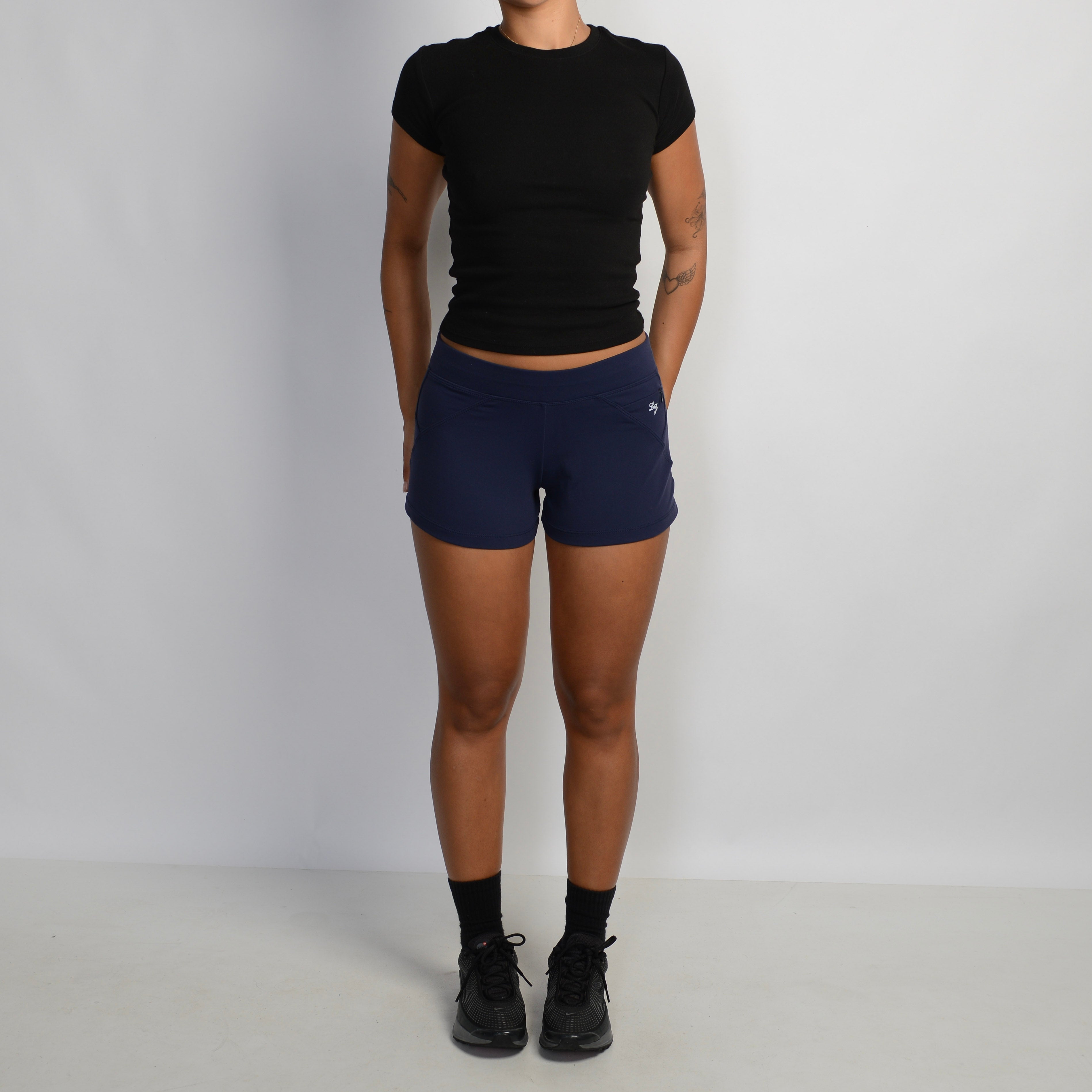 NAVY KICK SHORTS