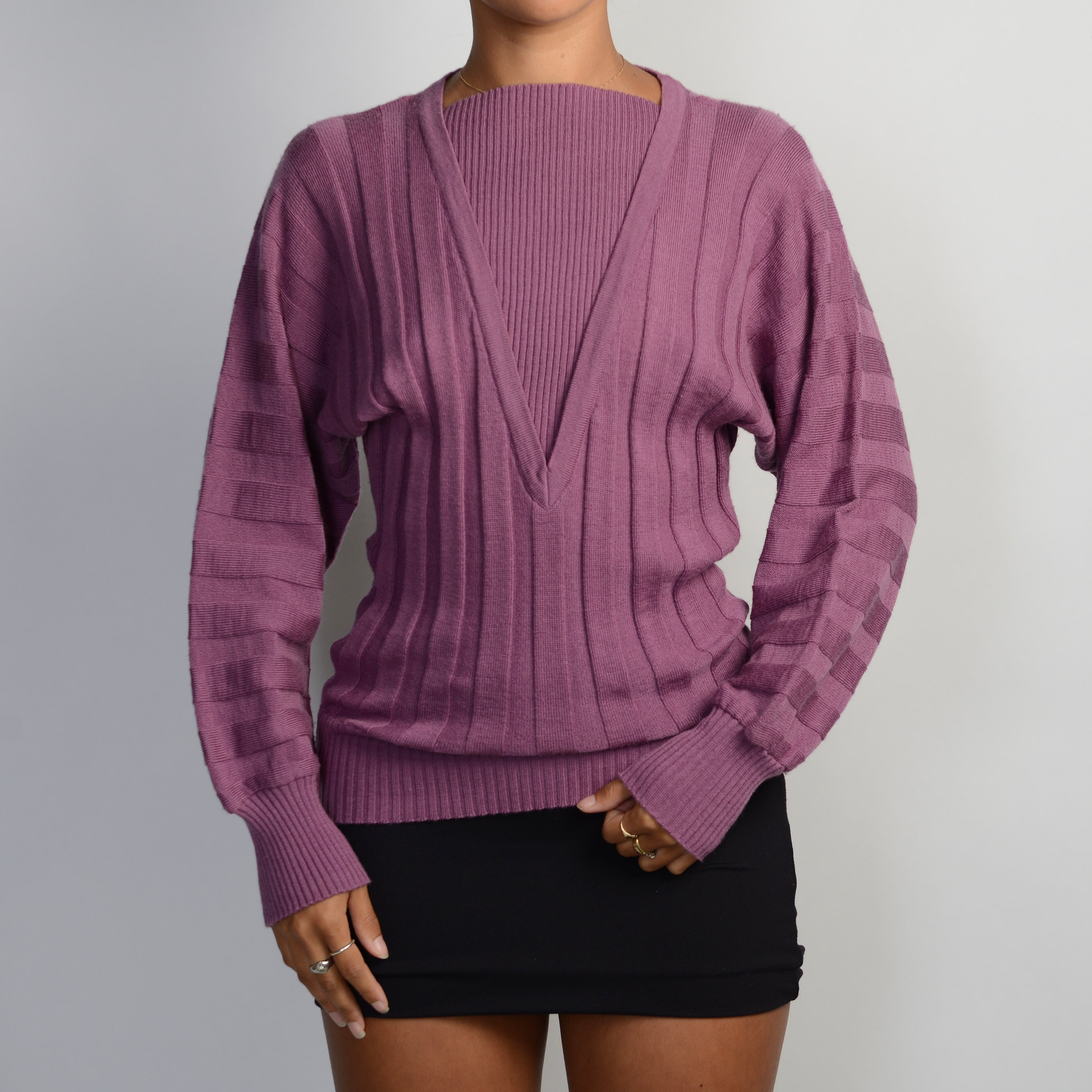 MAUVE RIBBED SWEATER