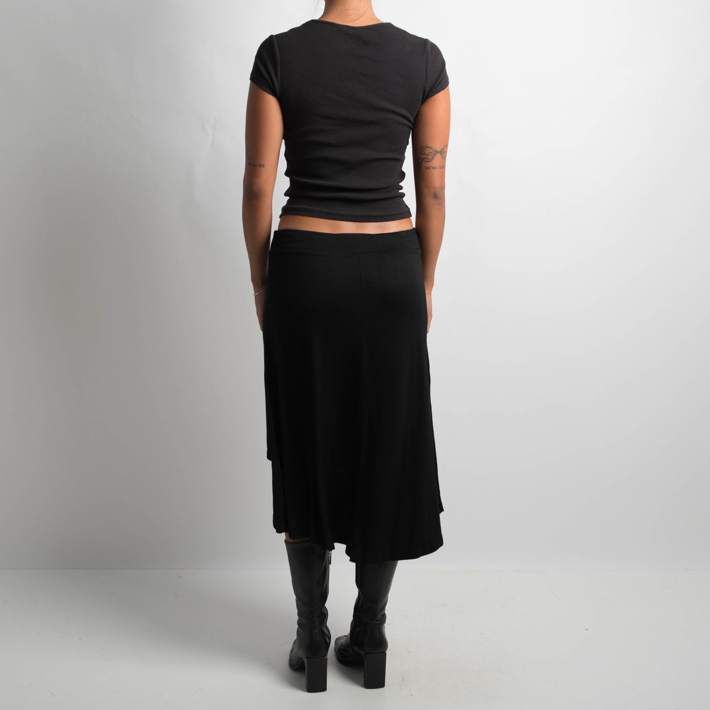 BLACK WATERFALL SKIRT