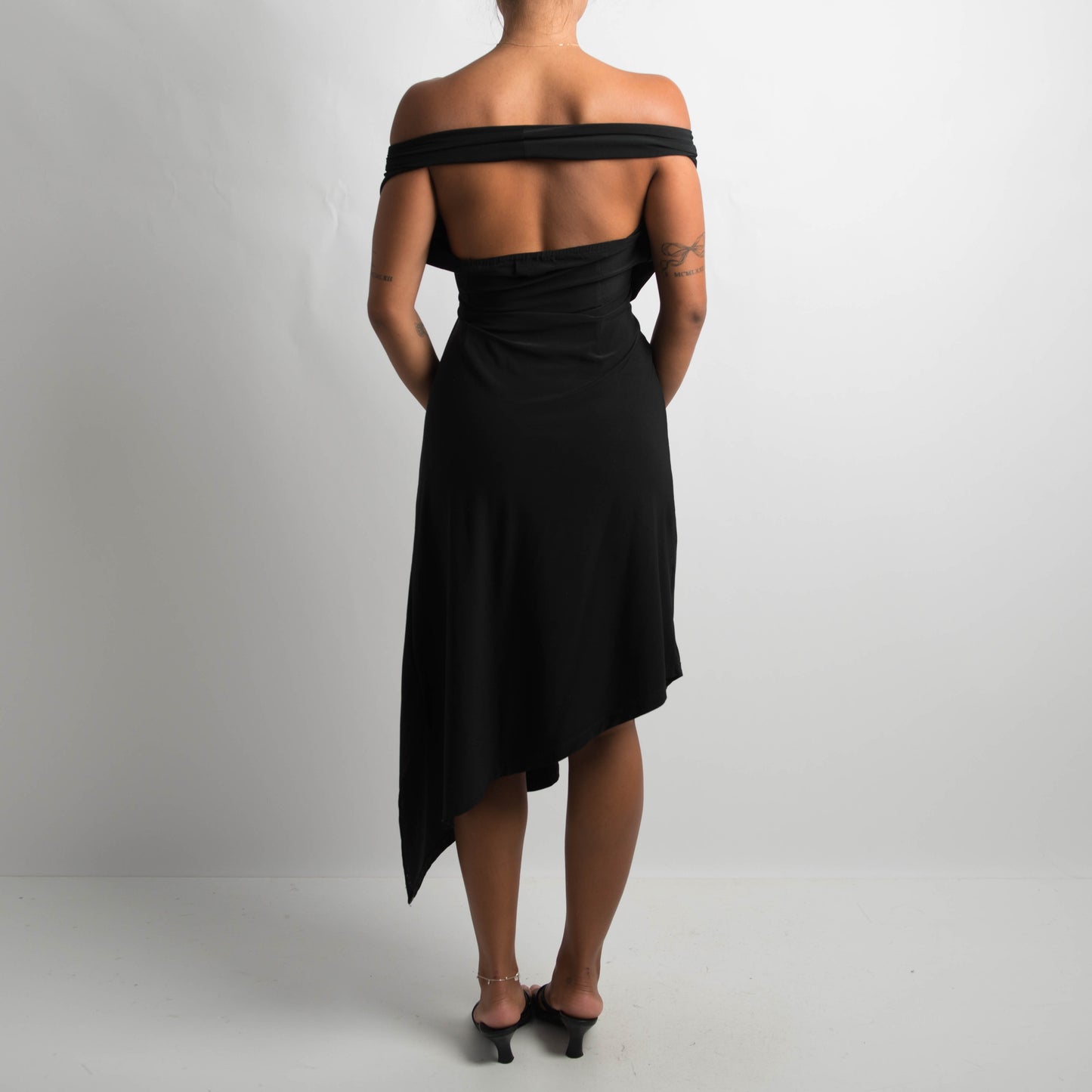 BLACK ASYMMETRIC EVENING DRESS