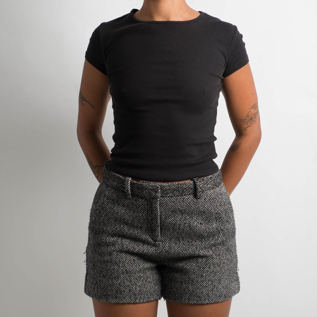 WOOL TAILORED SHORTS