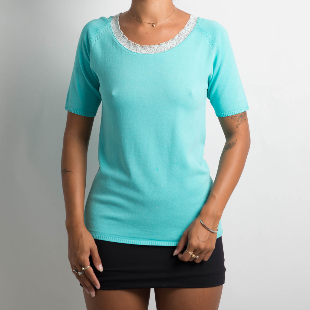 TURQUOISE KNIT TOP