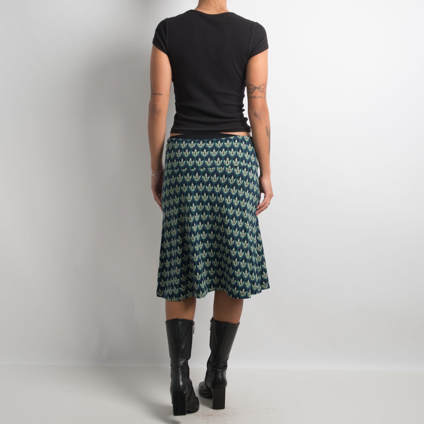 SOFT PATTERNED MIDI SKIRT