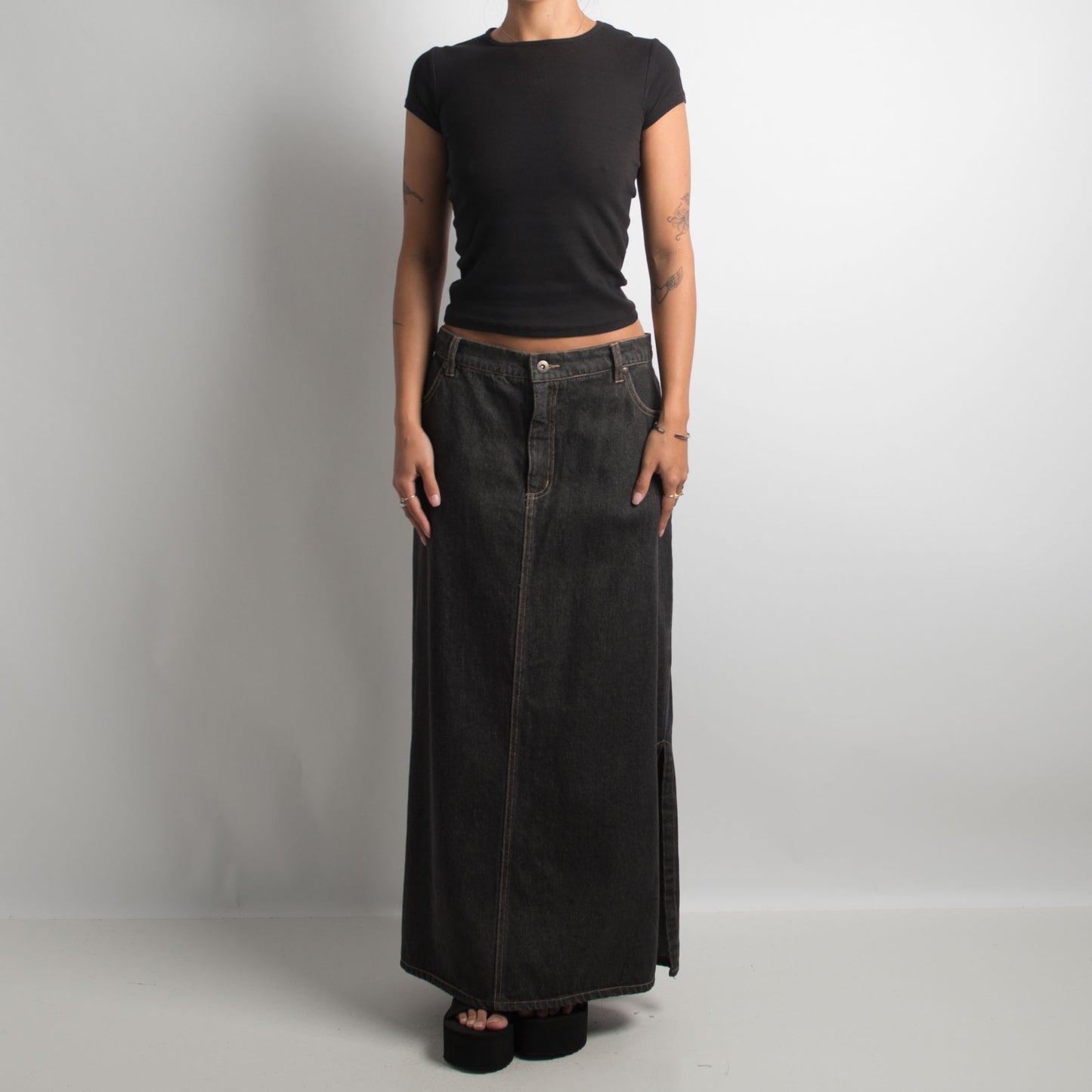 CHARCOAL DENIM MAXI SKIRT