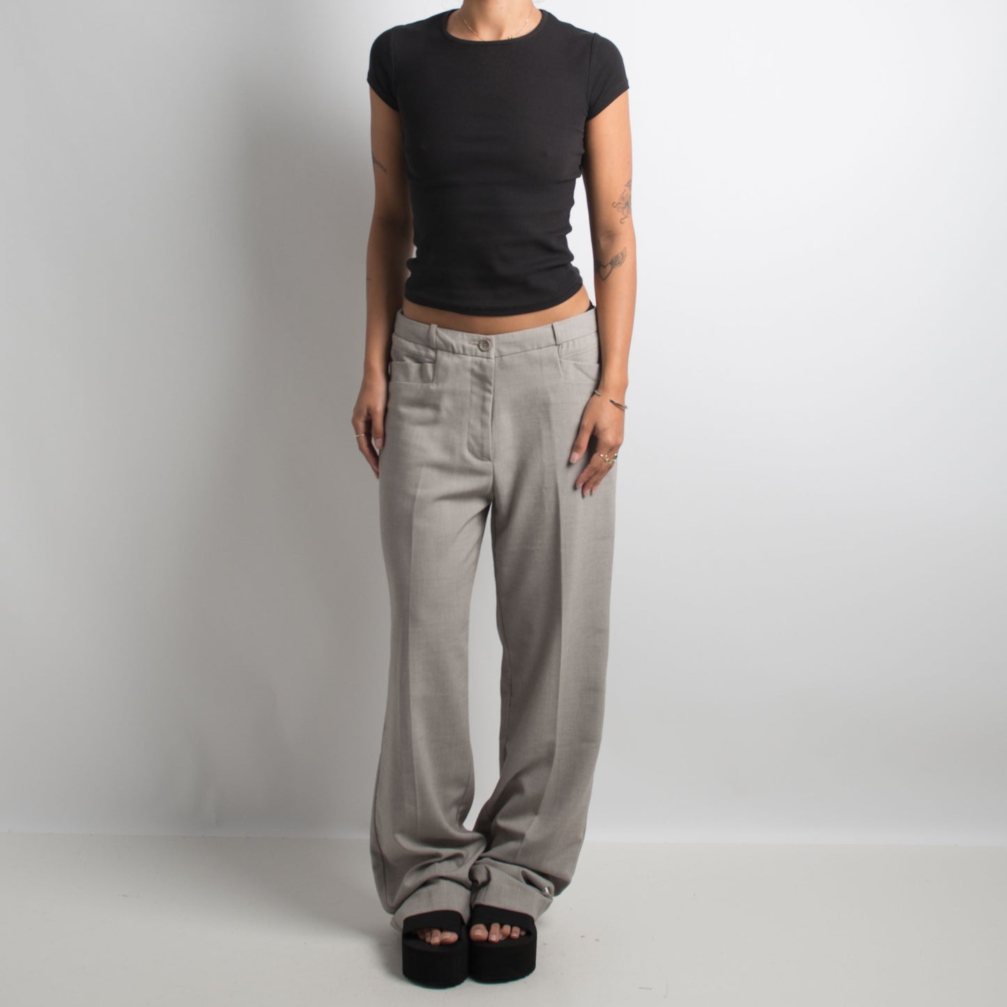 LIGHT GREY TROUSERS