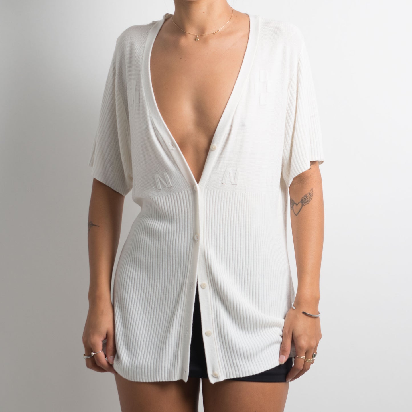 WHITE SHORT SLEEVE CARDIGAN