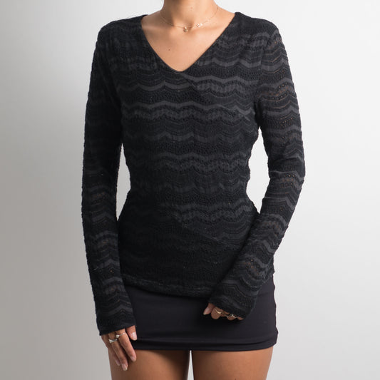 BLACK LACE LONG SLEEVE