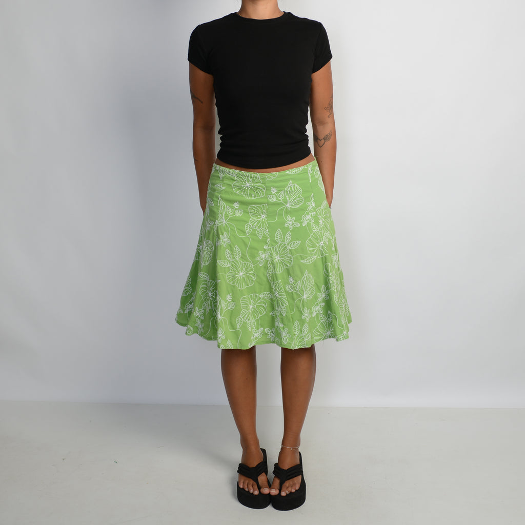 GREEN EMBROIDERED MIDI SKIRT