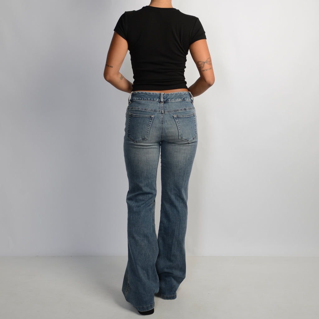 MID RISE BOOTCUT JEANS