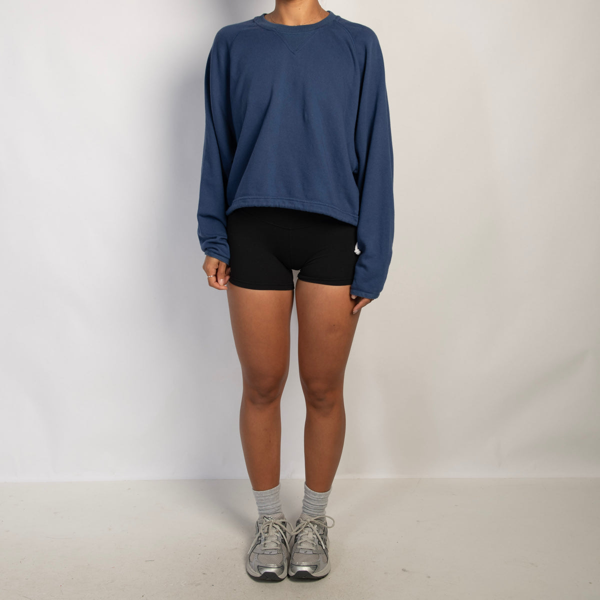 BLUE DRAWSTRING SWEATSHIRT