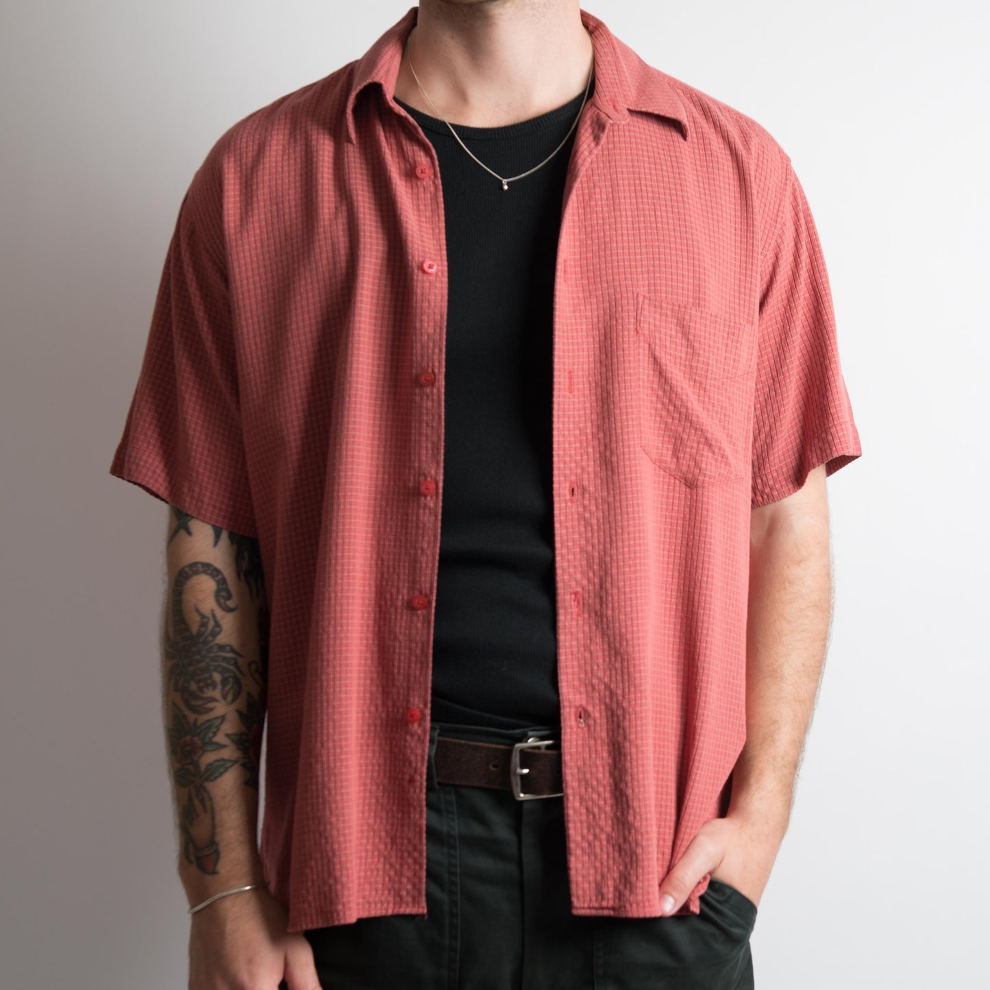 MUTED RED BUTTON UP