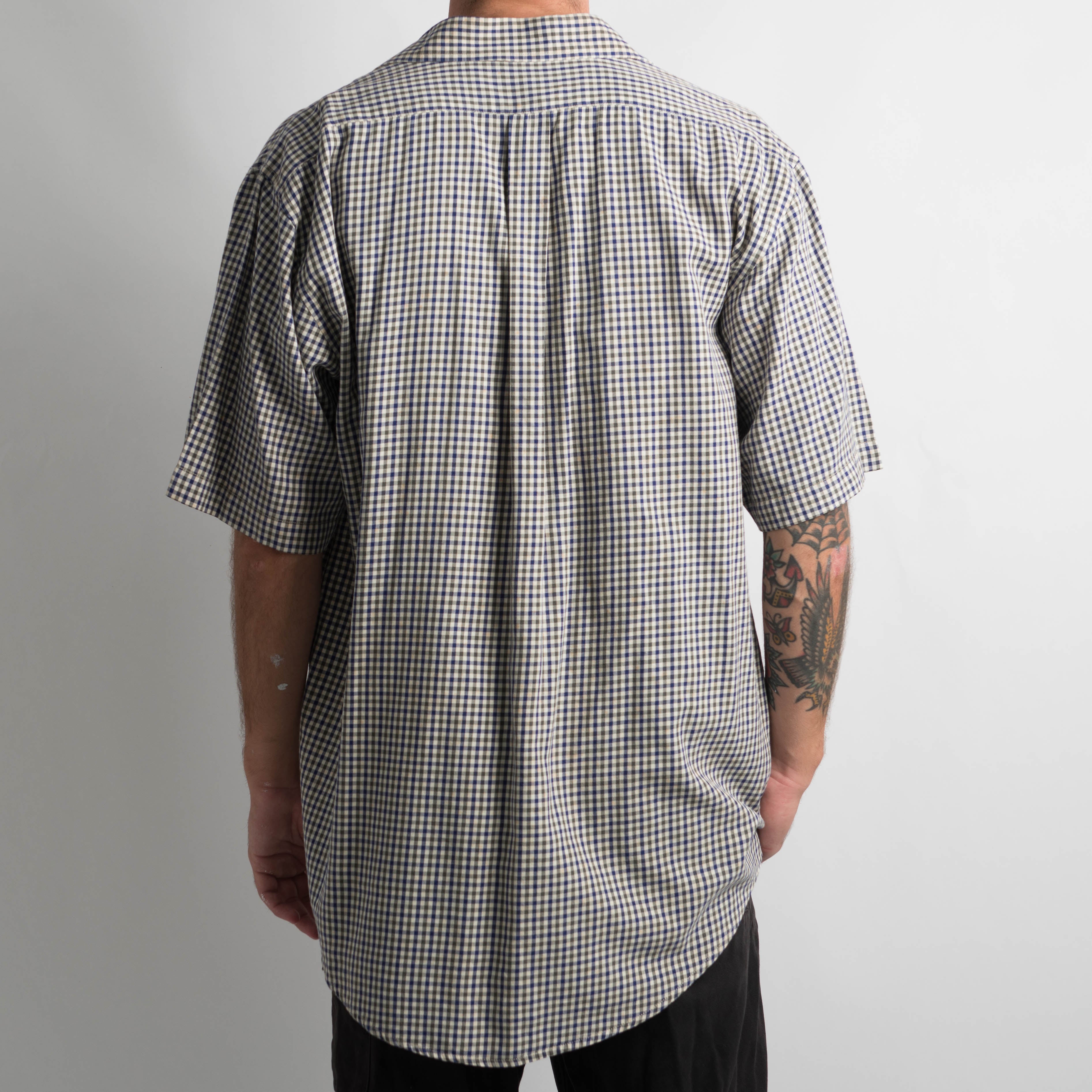 PLAID BUTTON UP SHIRT