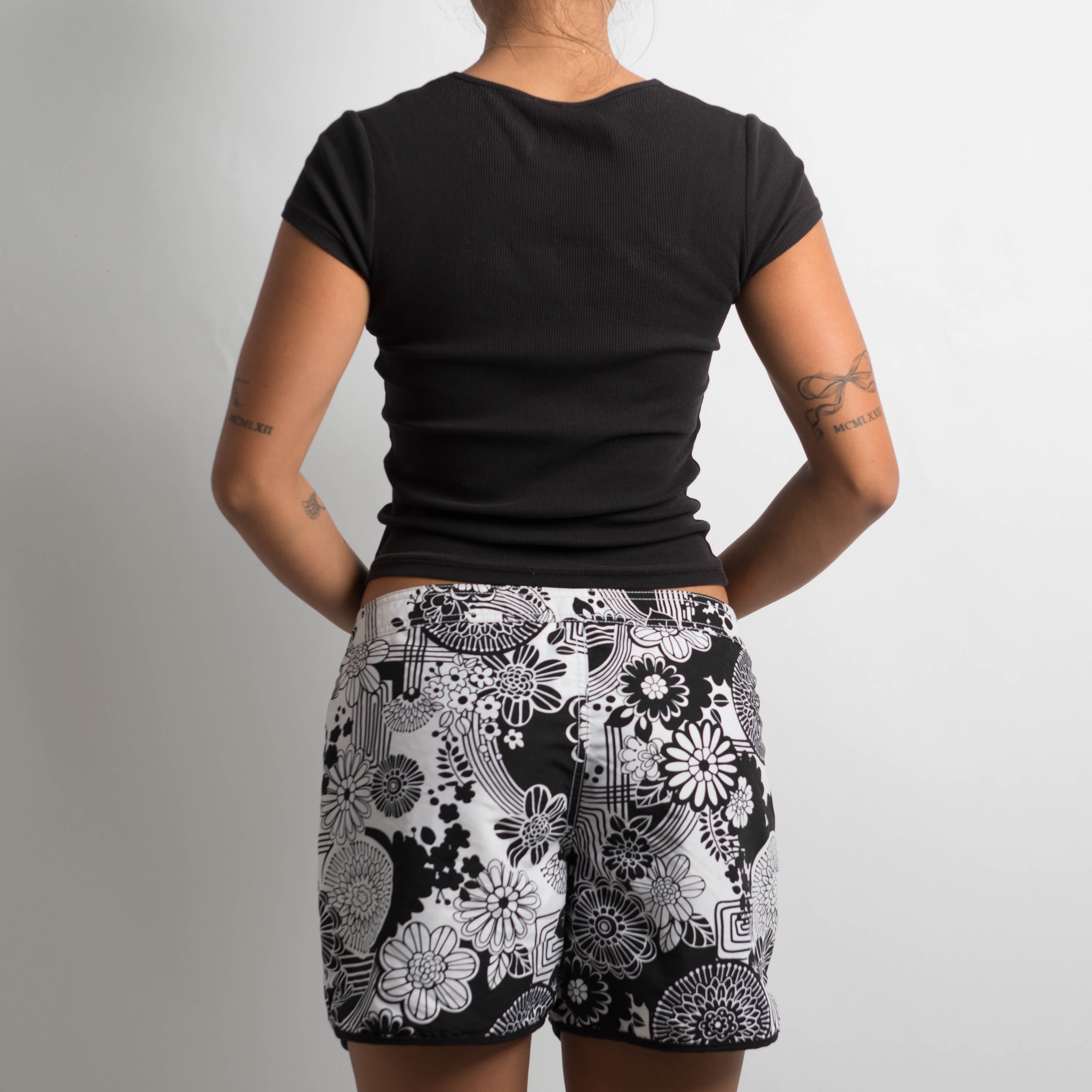 B&W FLORAL BOARD SHORTS