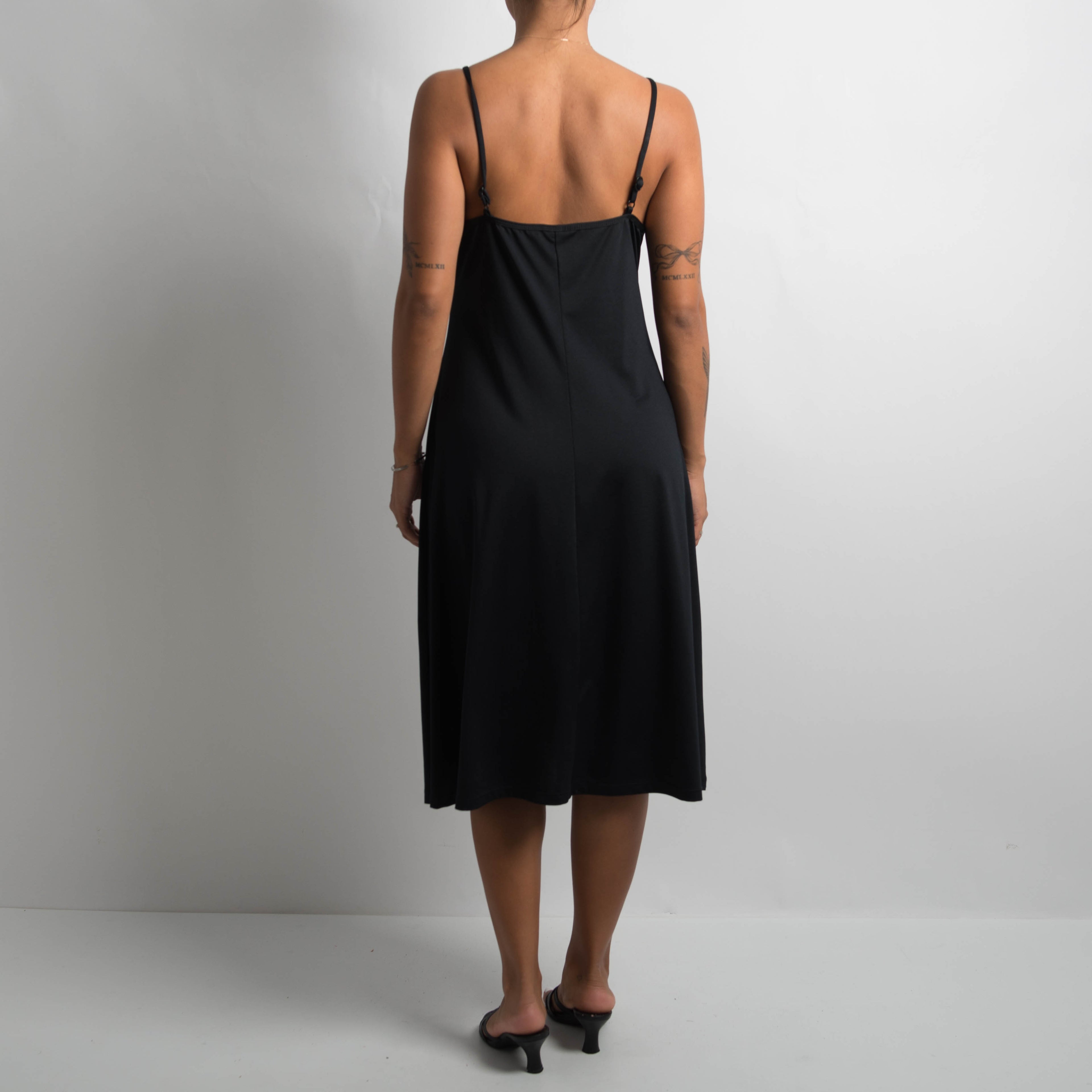 BLACK STRETCH MIDI DRESS