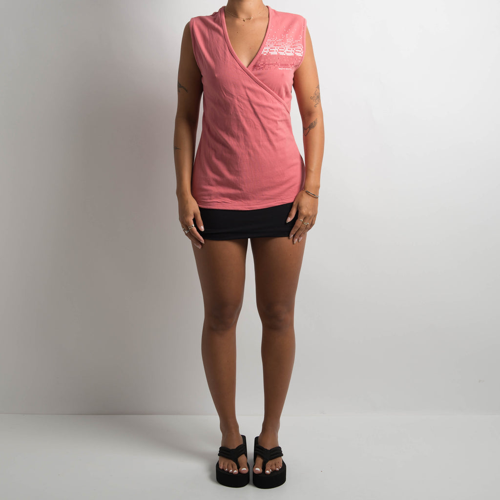 PINK SLEEVELESS TOP