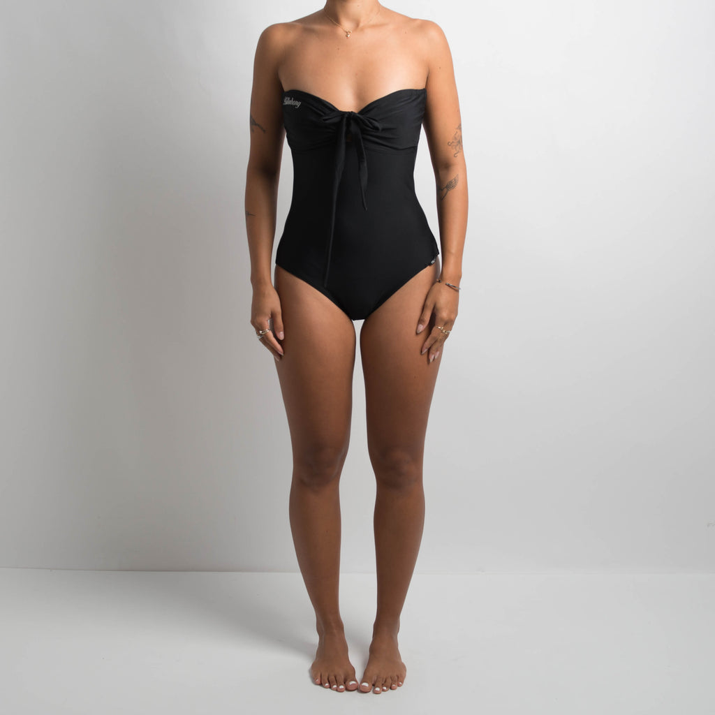 STRAPLESS ONE PIECE SWIMSUIT