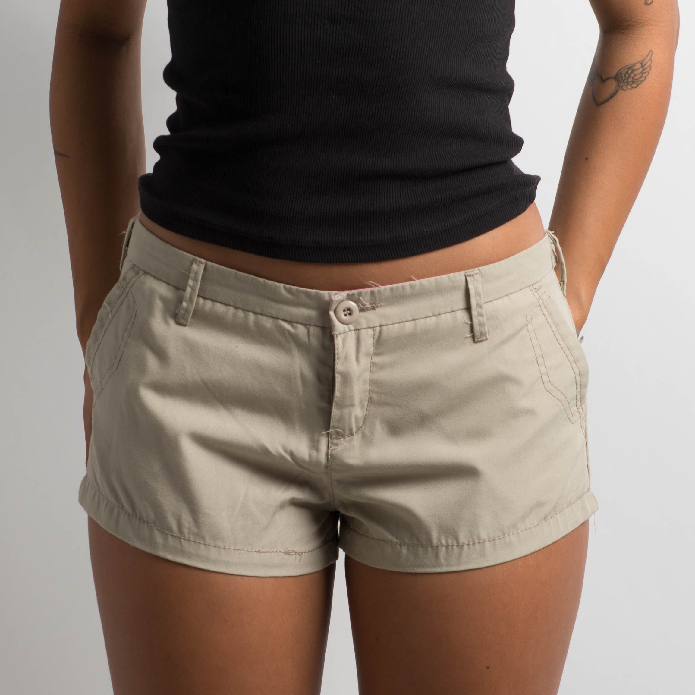 BEIGE LOW RISE SHORTS