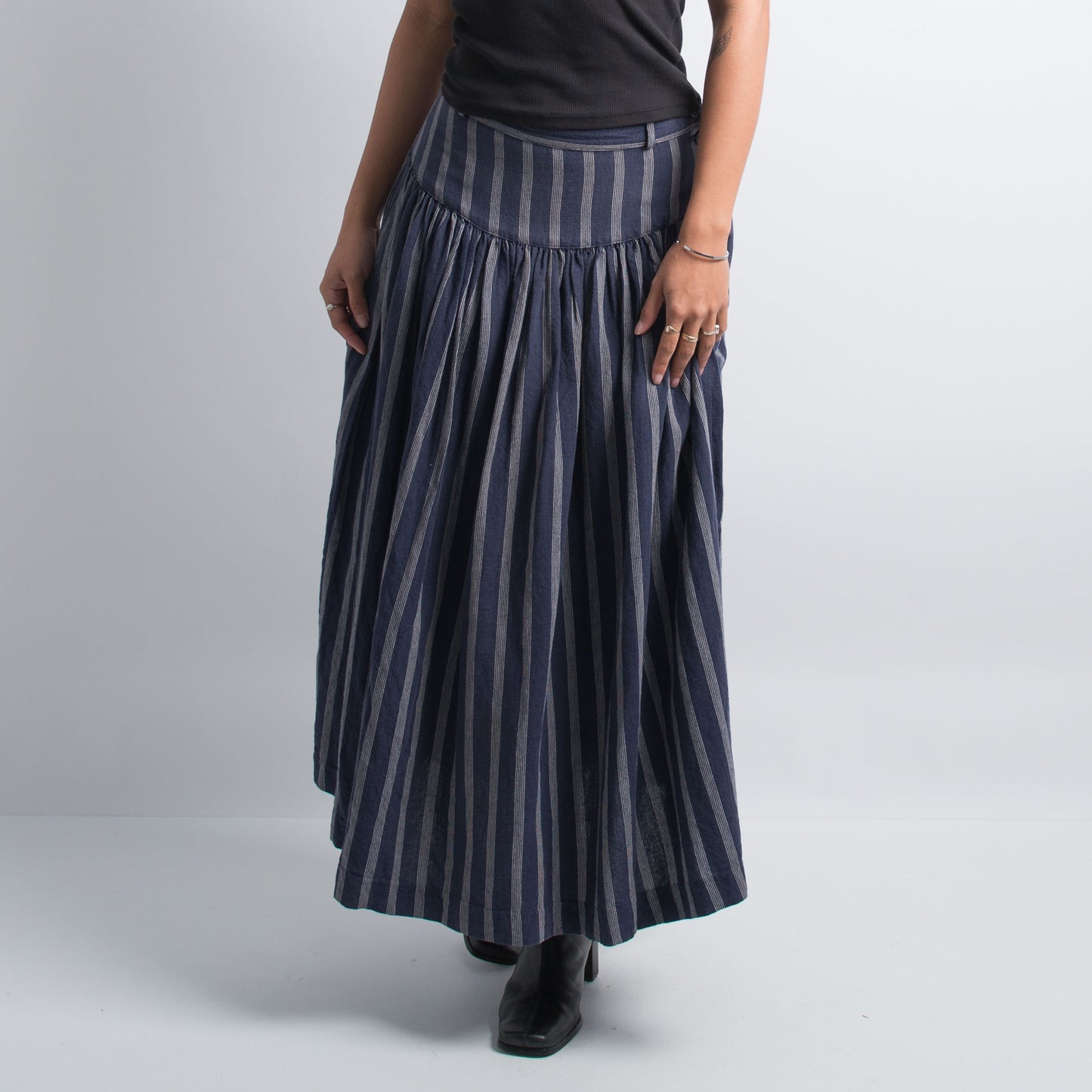 NAVY STRIPED LINEN SKIRT