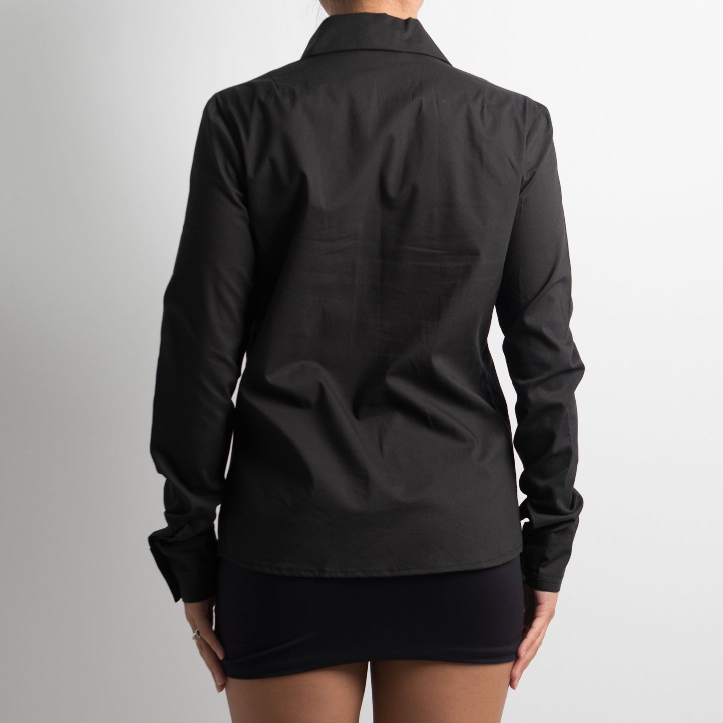 BLACK LONG SLEEVE BLOUSE