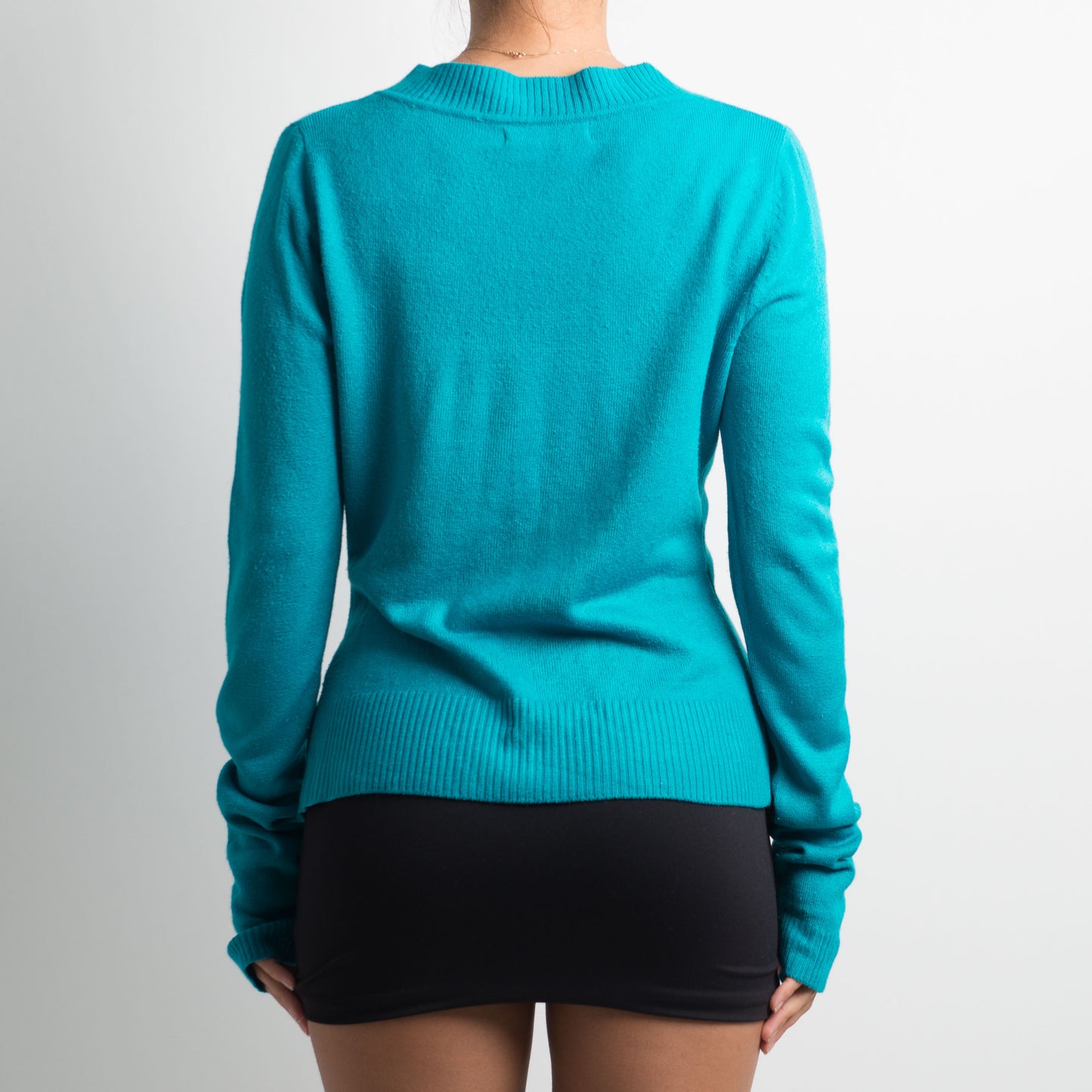 BRIGHT BLUE KNIT LONG SLEEVE