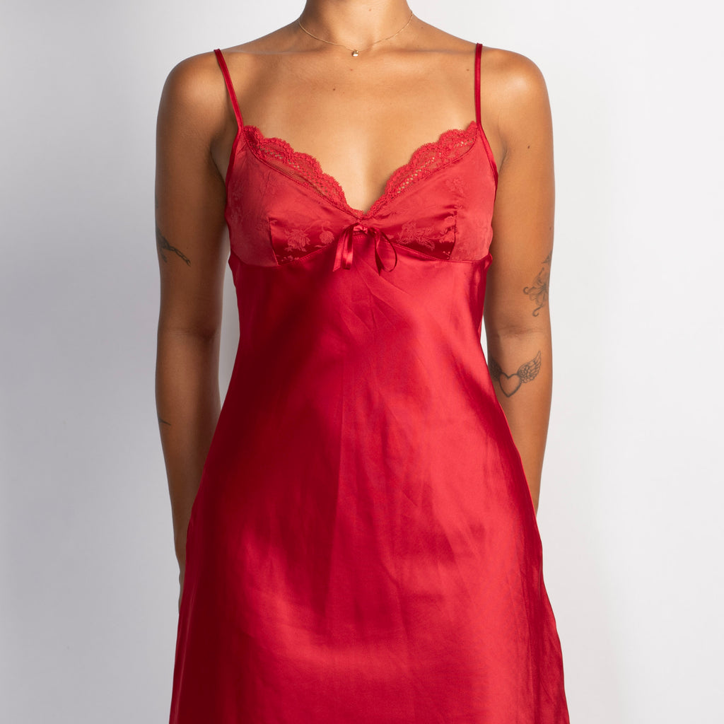 RED SATIN CHEMISE