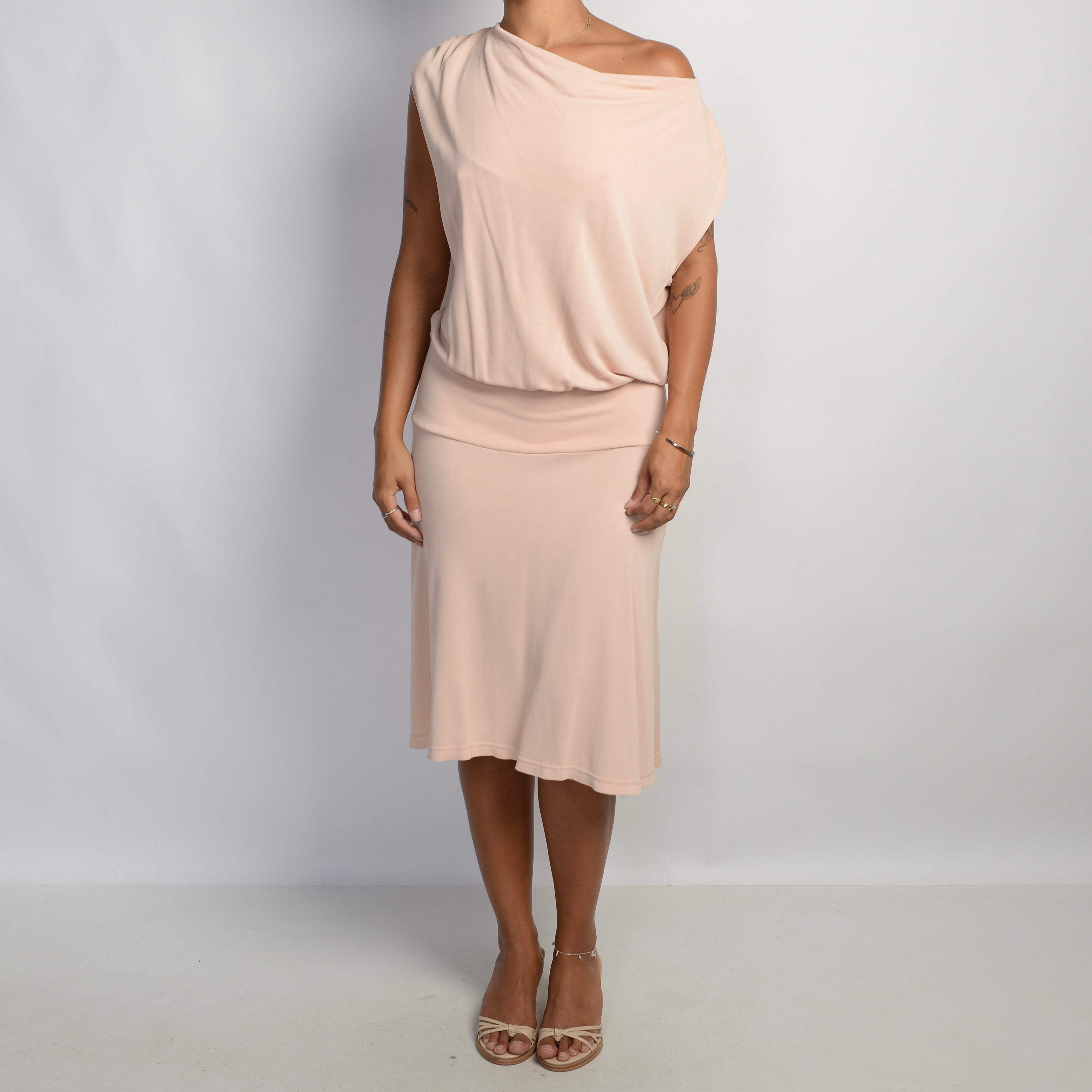 PEACH BACKLESS MIDI DRESS