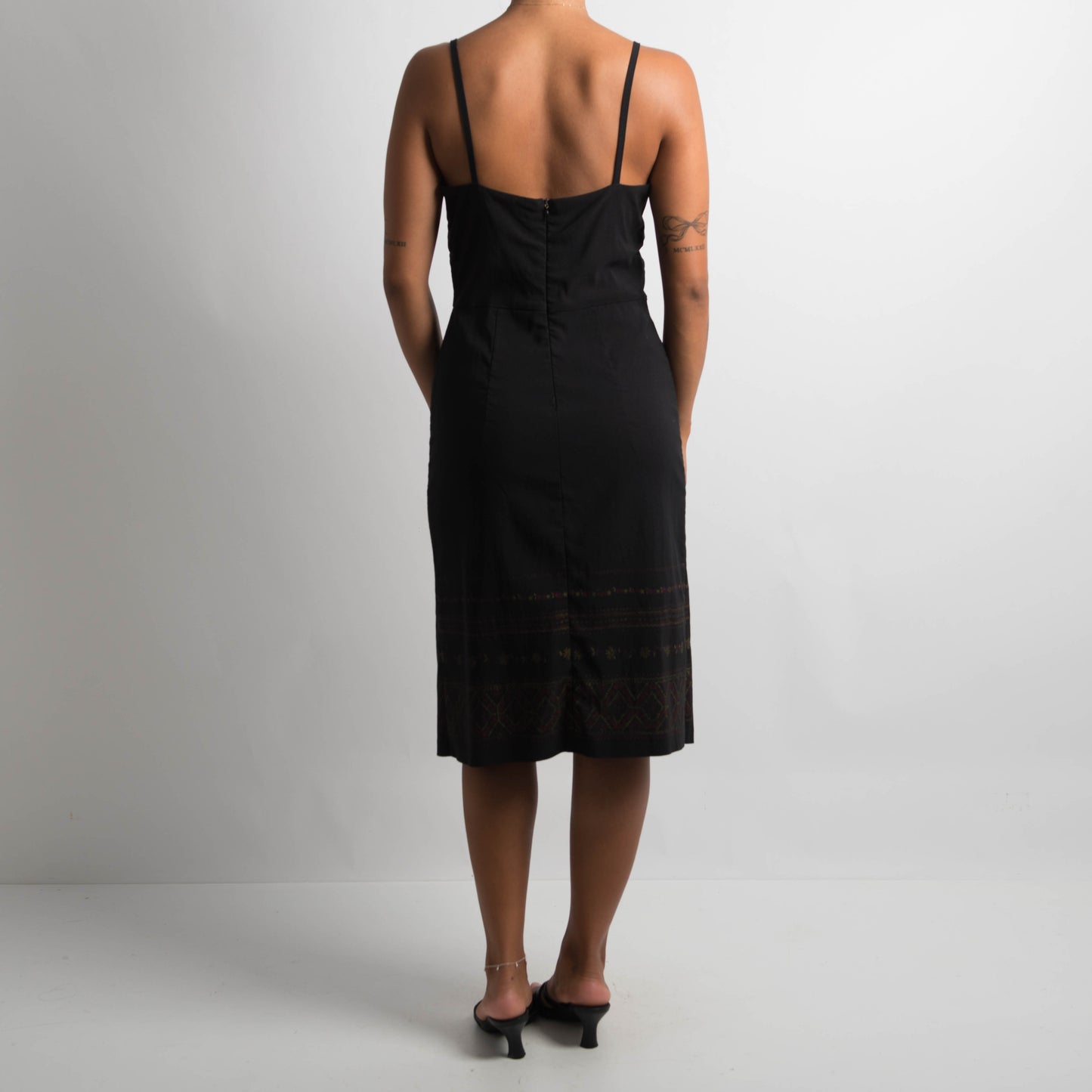 BLACK MIDI DRESS