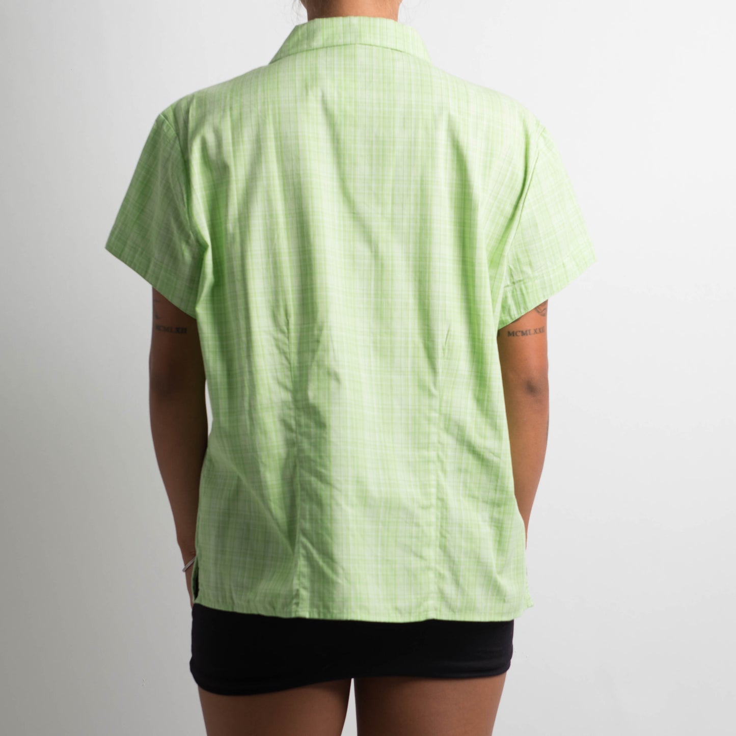 GREEN PLAID SHORT SLEEVE