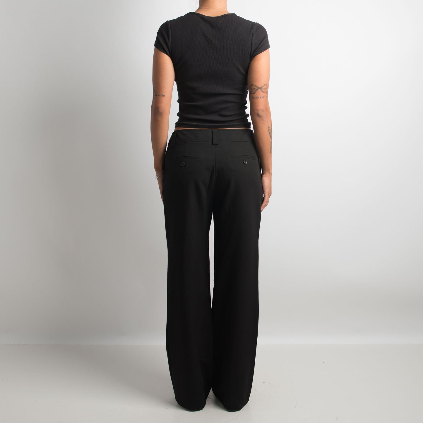 PANTALON NOIR CLASSIQUE