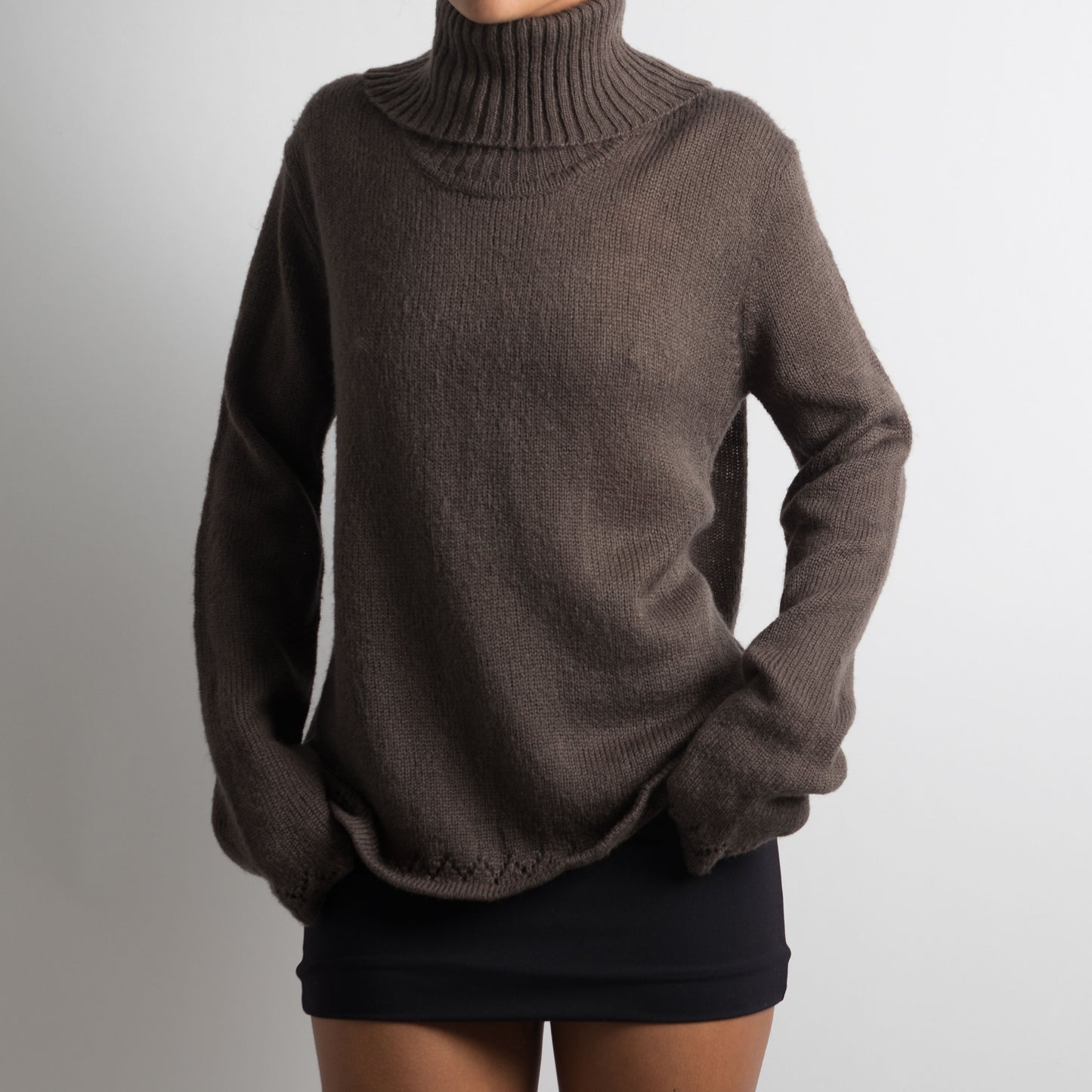 TRICOT COL ROULÉ MARRON