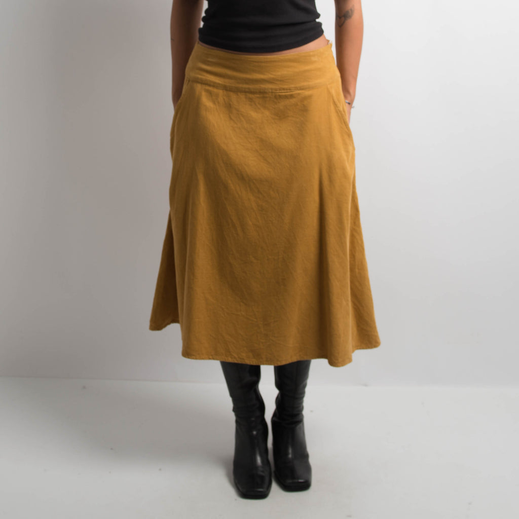 BURNT YELLOW MIDI SKIRT