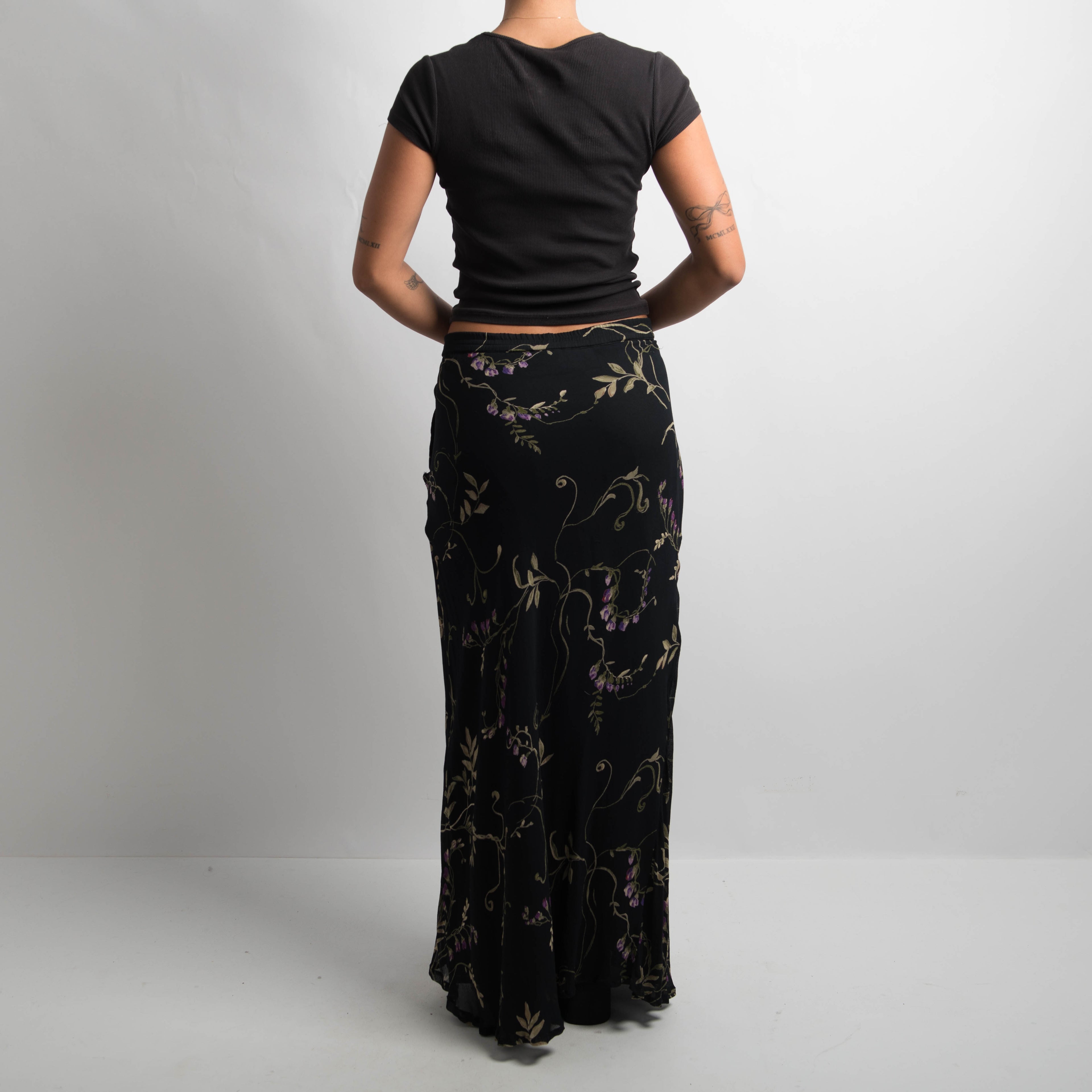 BLACK FLORAL MAXI SKIRT
