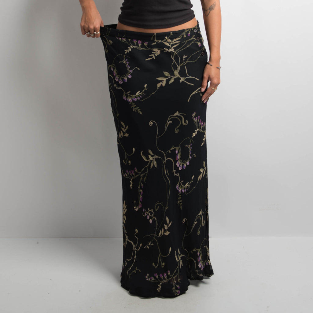 BLACK FLORAL MAXI SKIRT