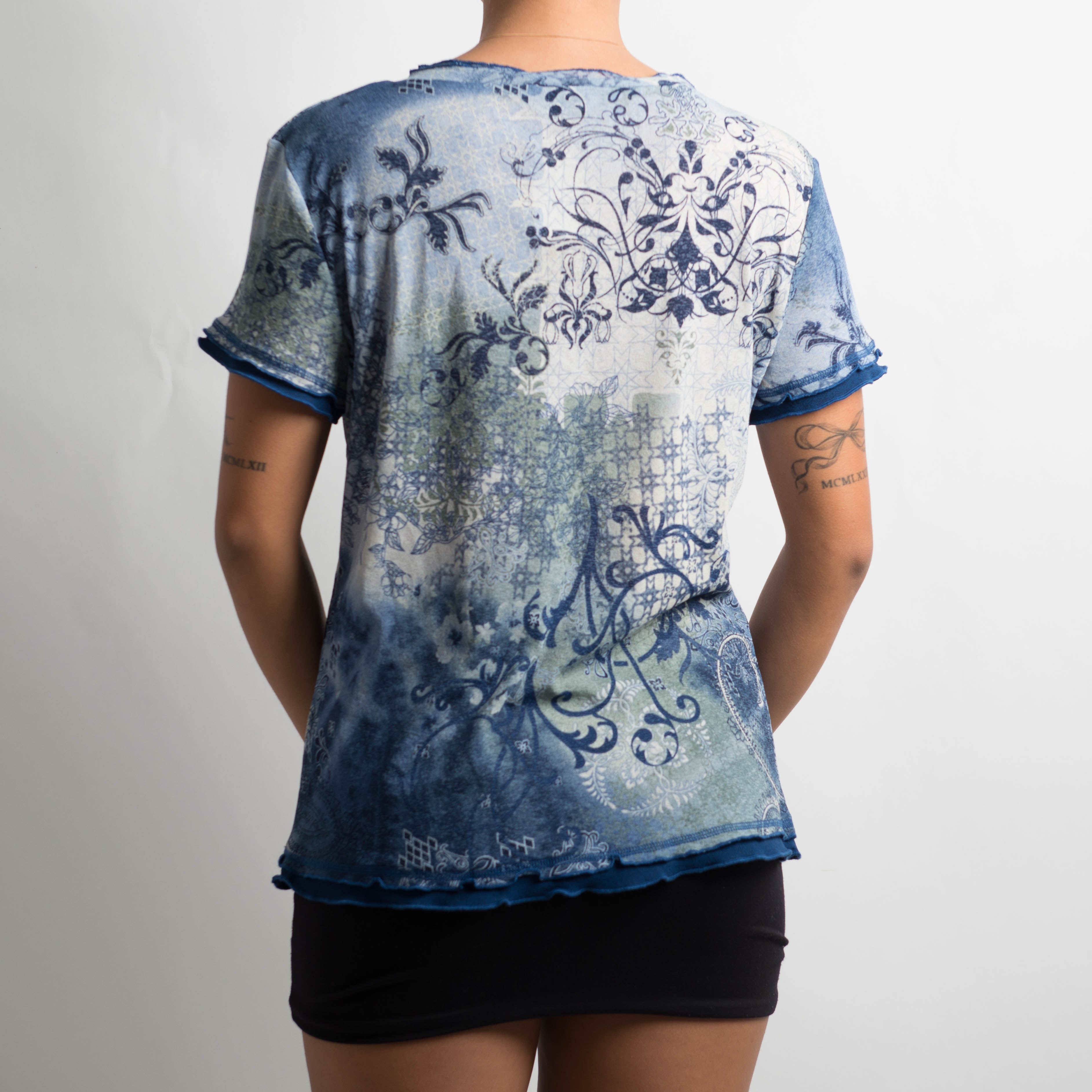 NAVY MESH PATTERN TOP