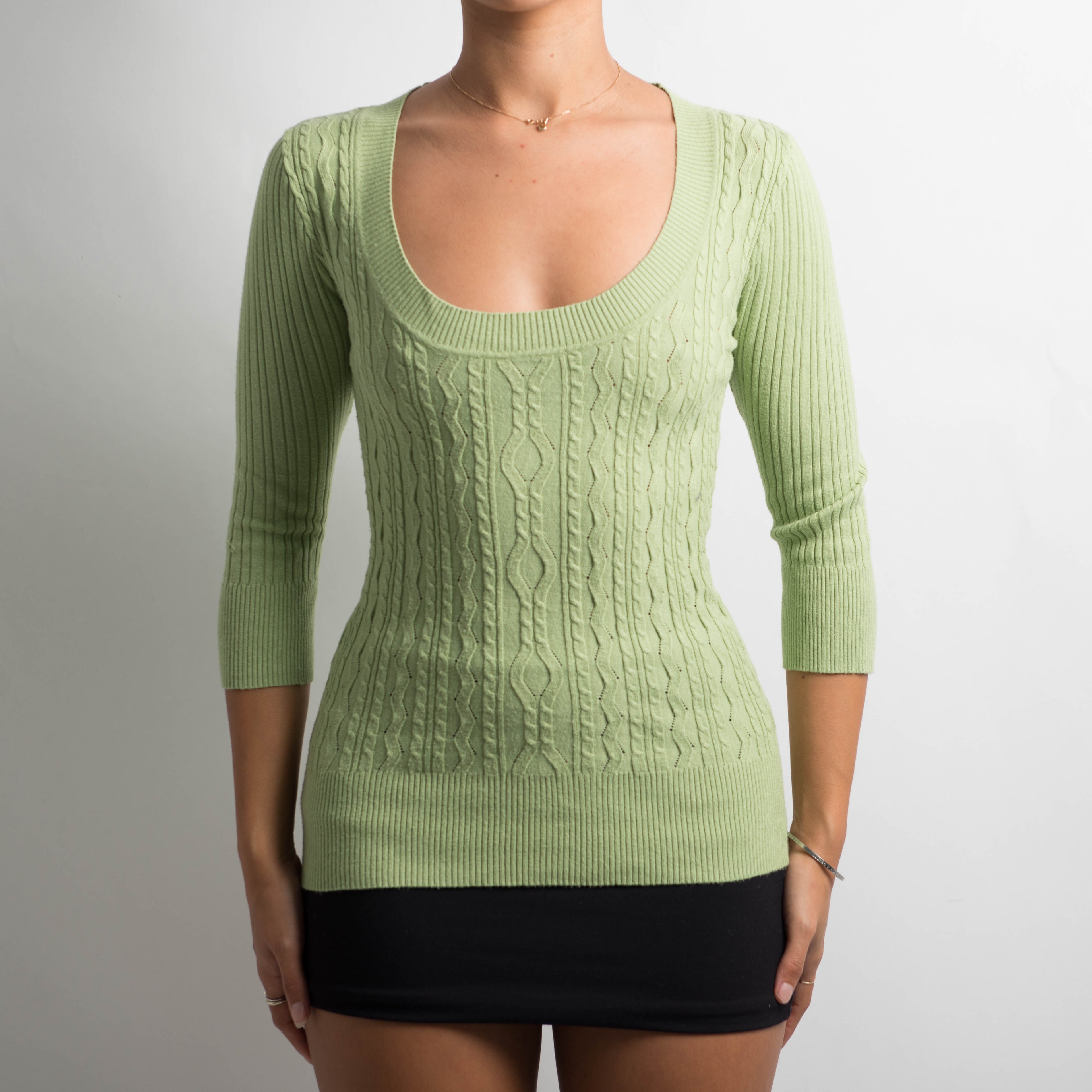 GREEN 3/4 SLEEVE TOP