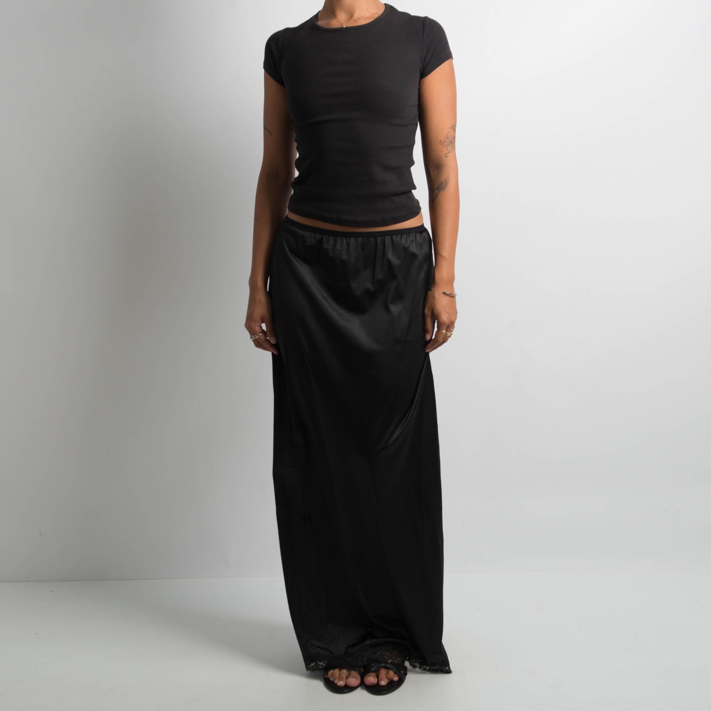 BLACK MAXI SKIRT