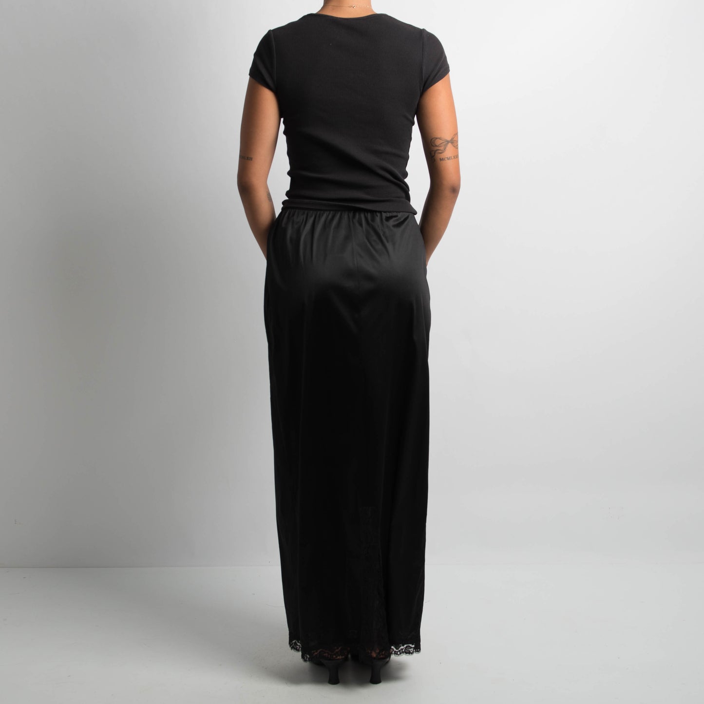 BLACK MAXI SKIRT