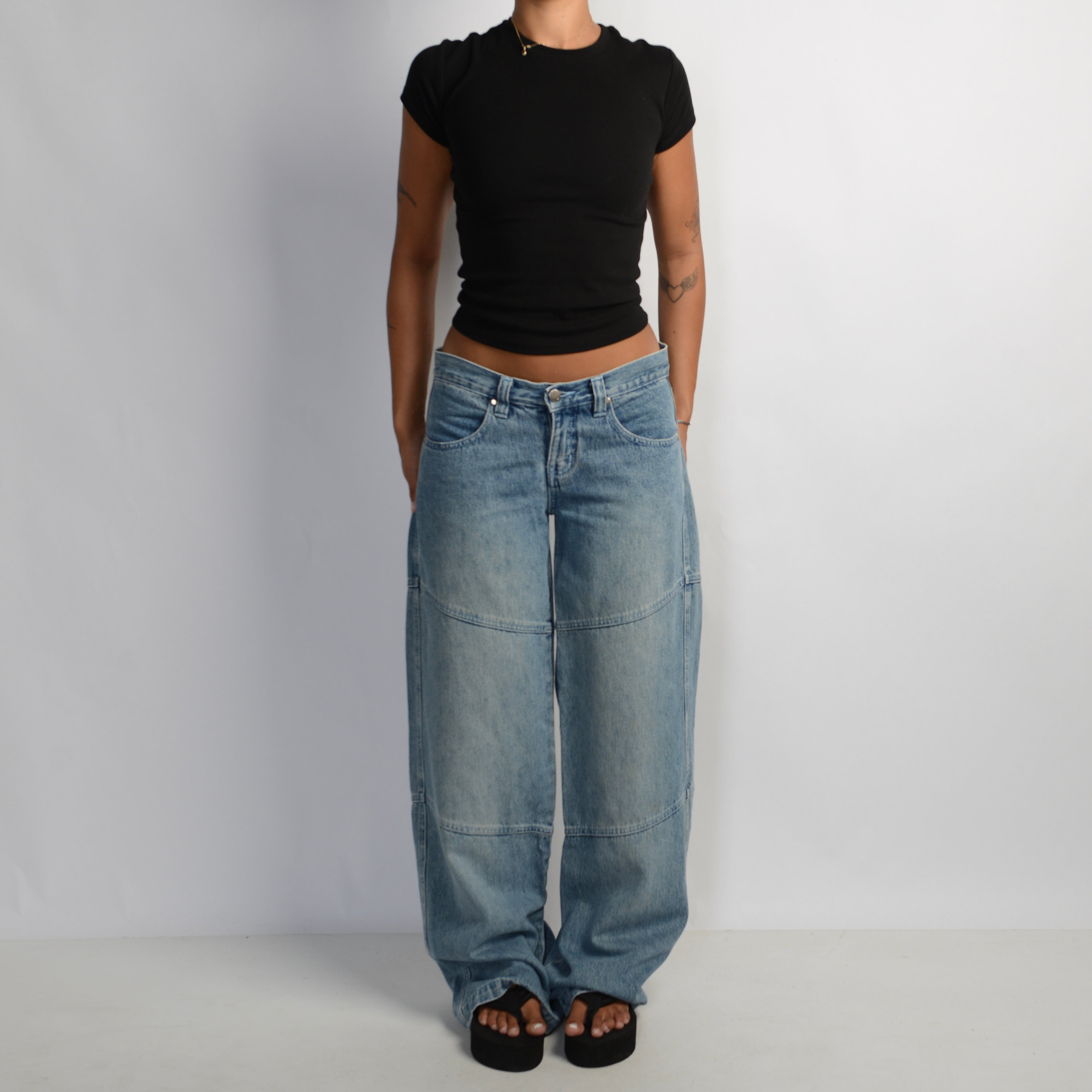 WIDE LEG SEAM JEANS