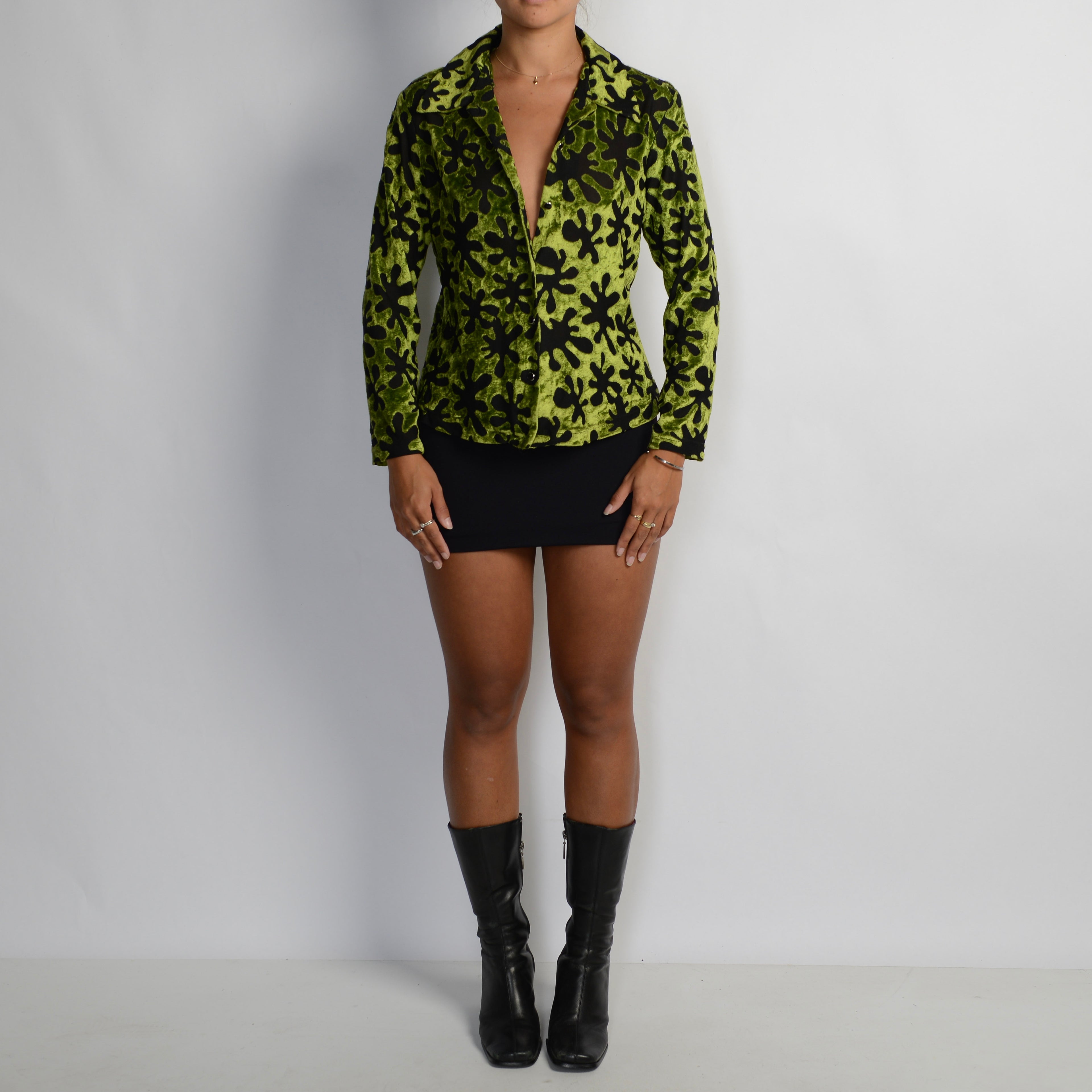 VELOUR PATTERN BLOUSE