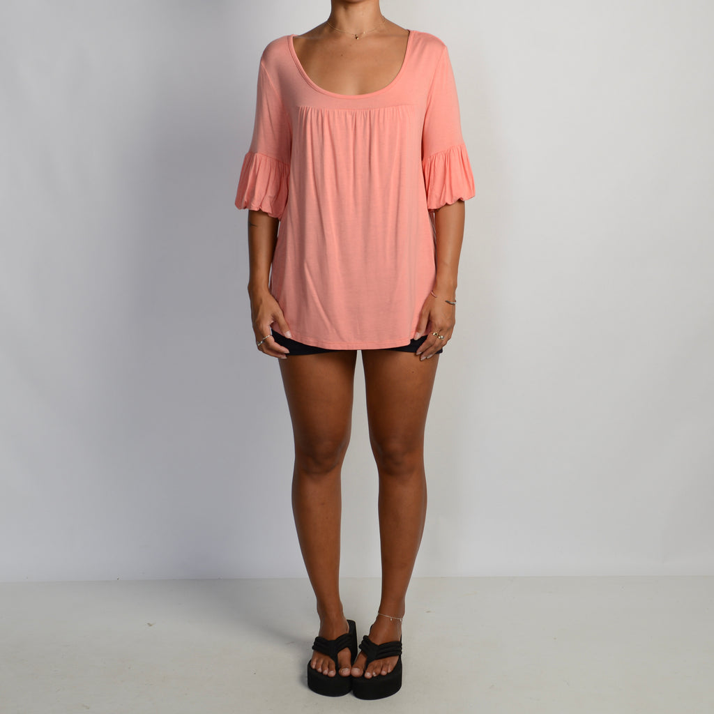 PEACH LOOSE FIT TOP