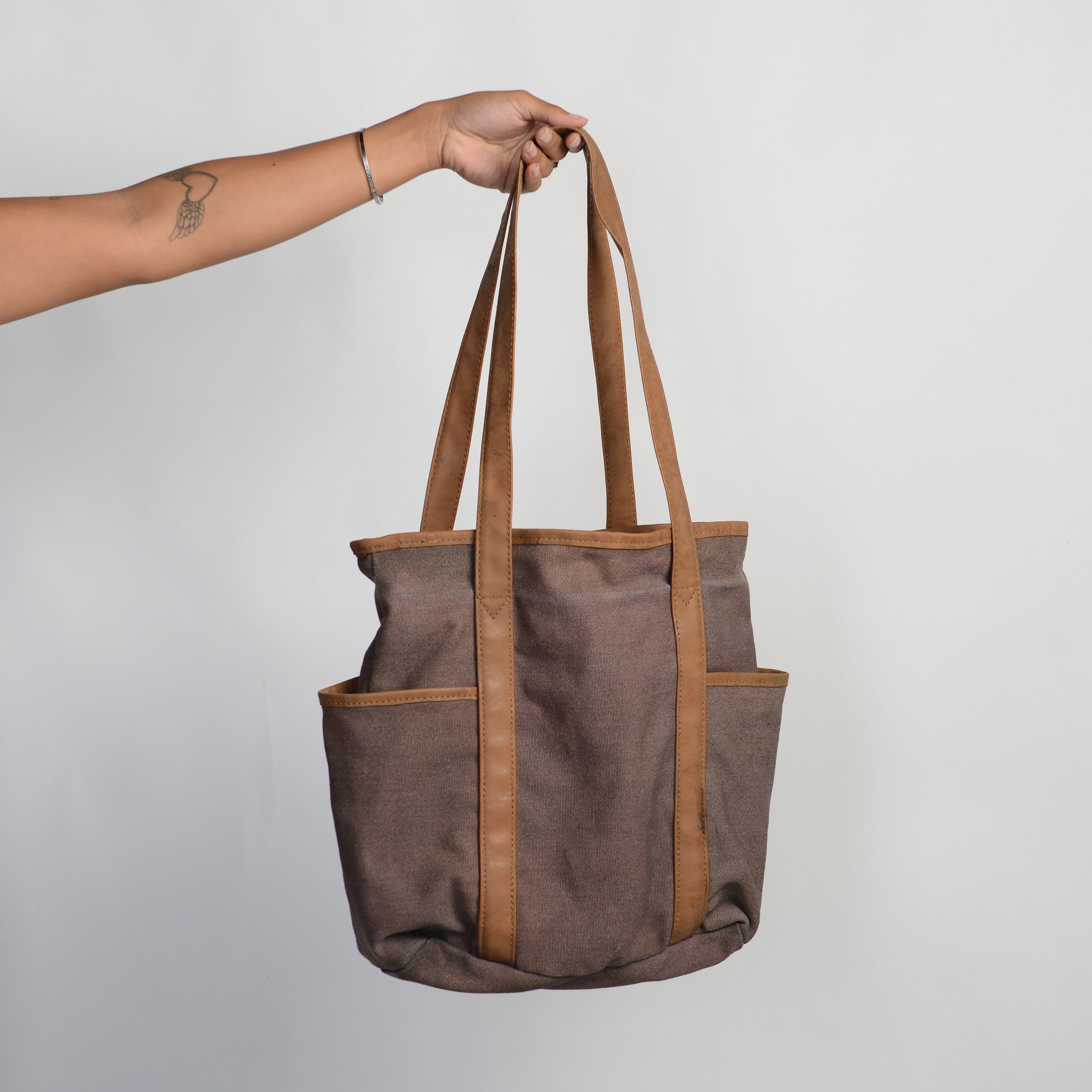 CANVAS SHOULDER BAG