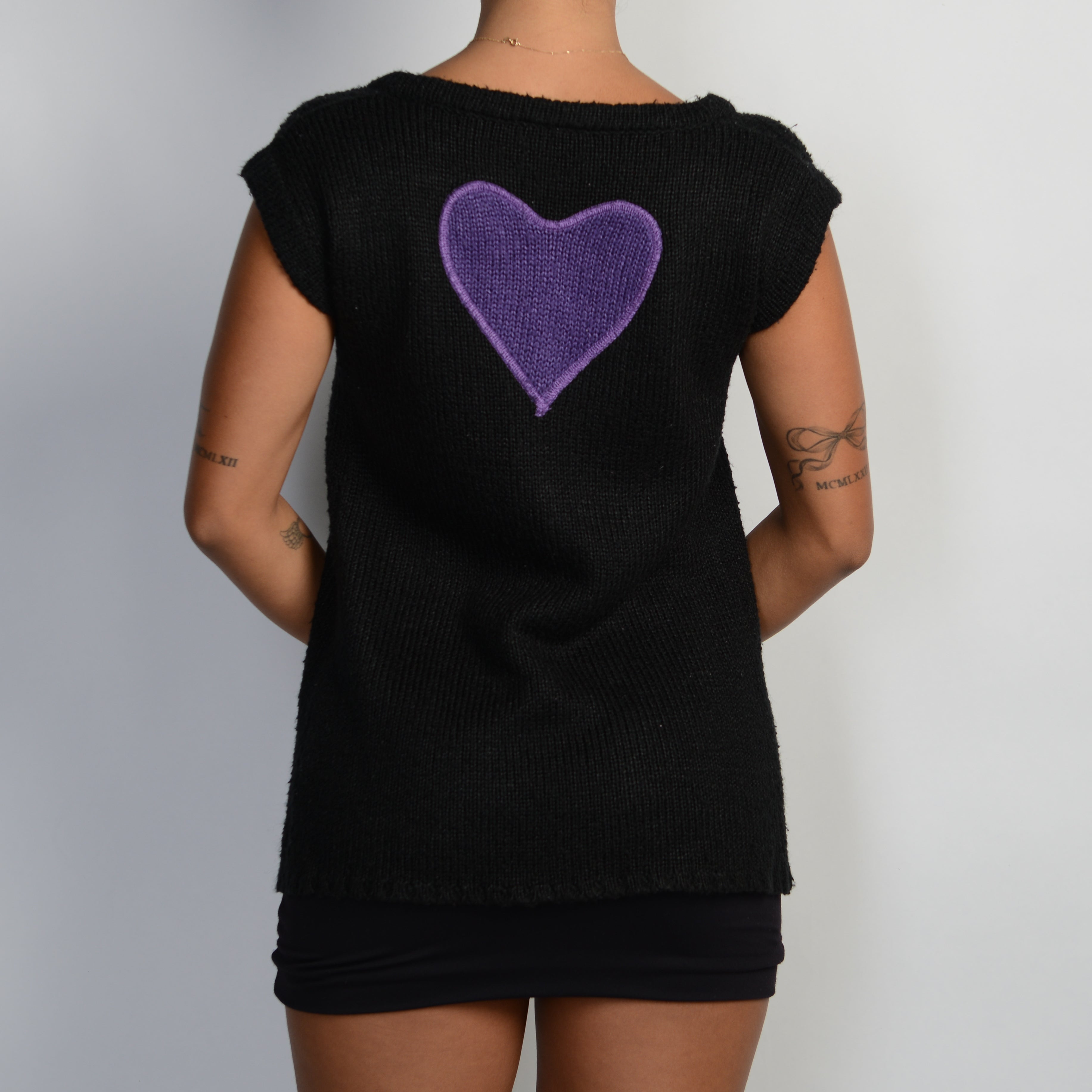 BLACK KNIT OPEN FRONT TOP